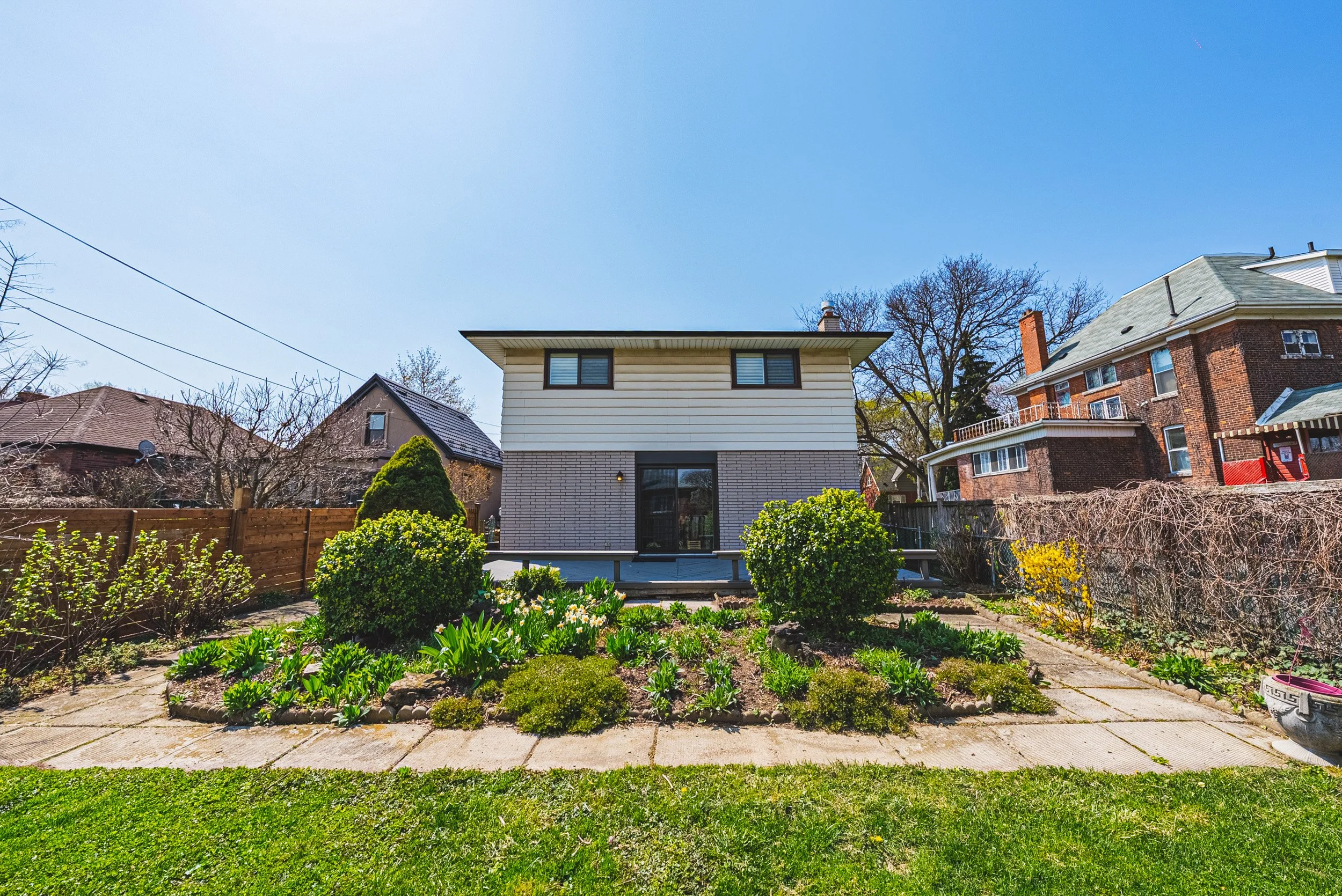 37 - 103 Empress Ave, Hamilton.jpg