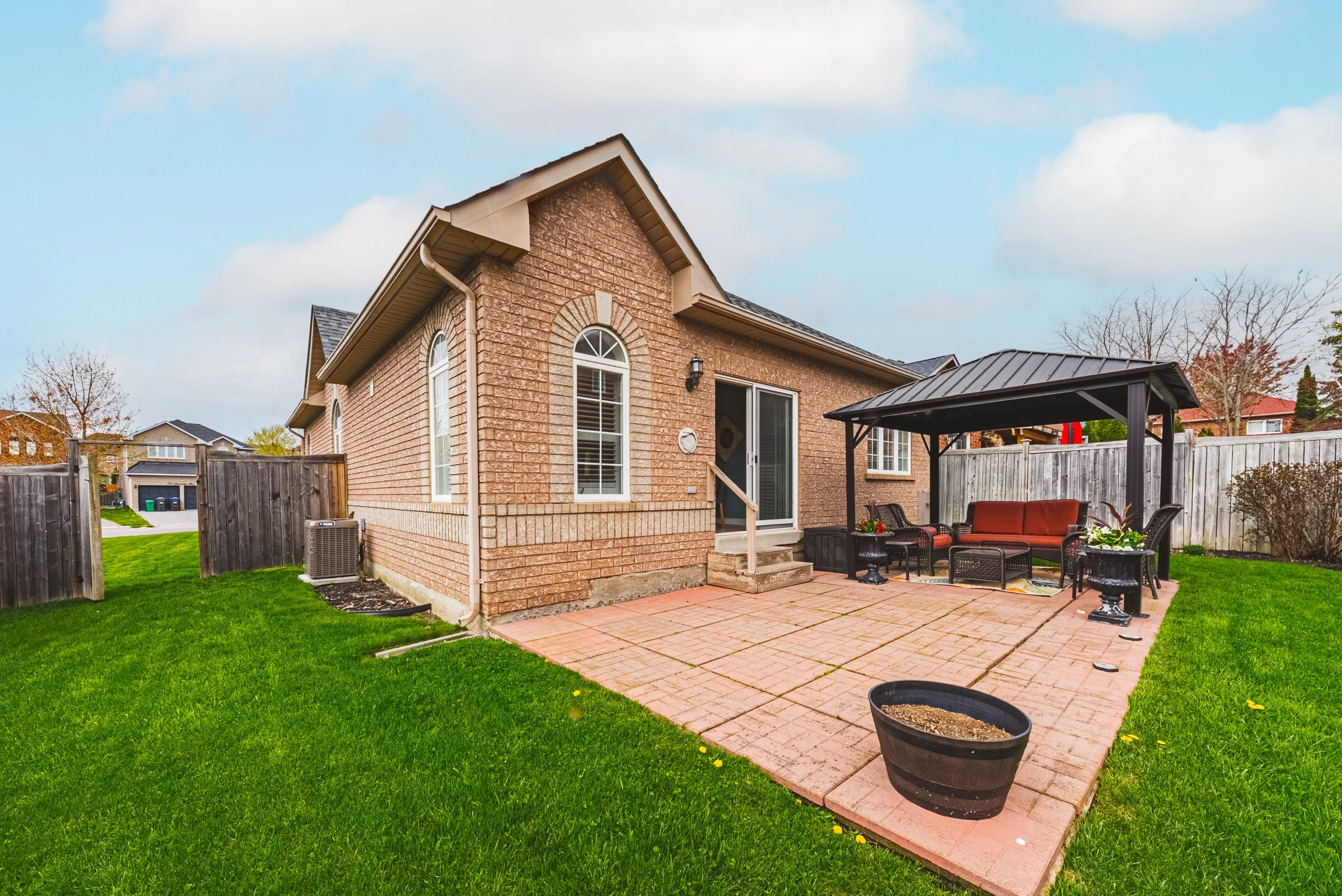 35 - 16 Sunridge St, Brampton.jpg