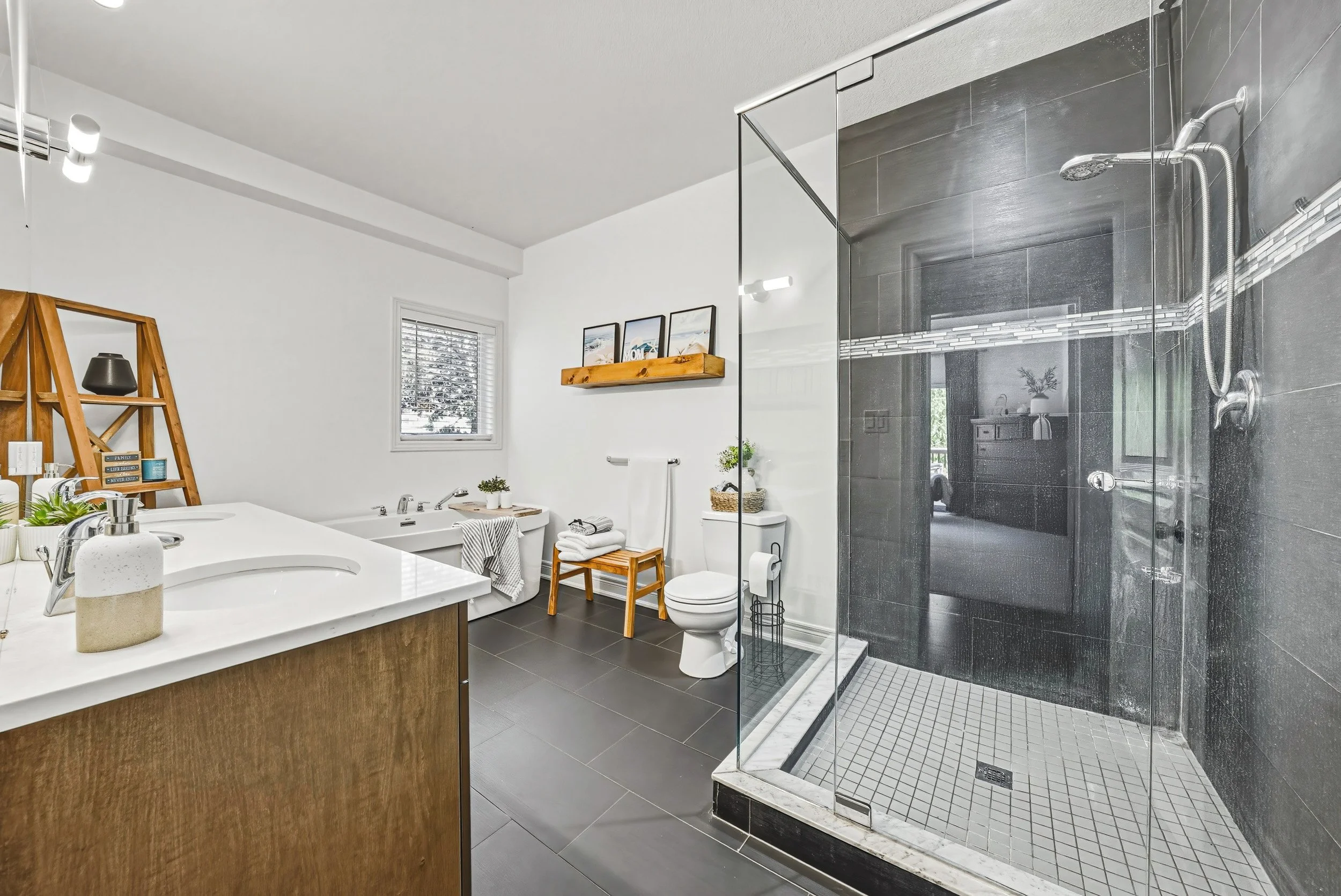 24 - 219 Walker St, Cambridge.jpg