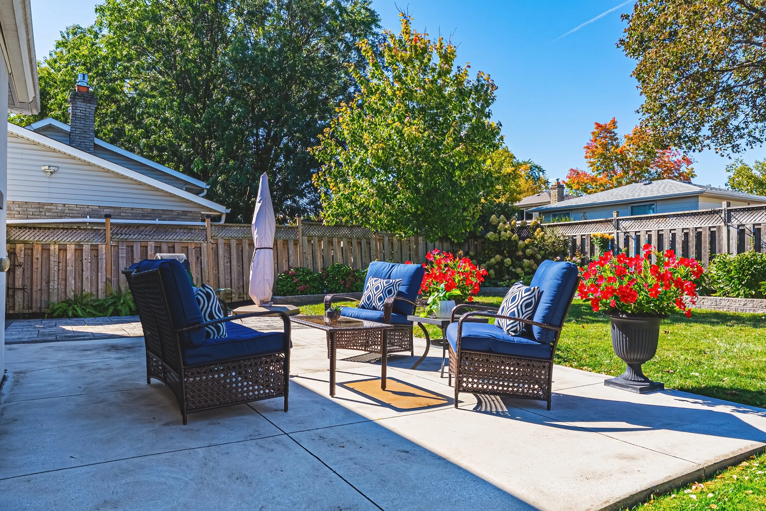 35 - 2231 Urwin Cres, Oakville.jpg