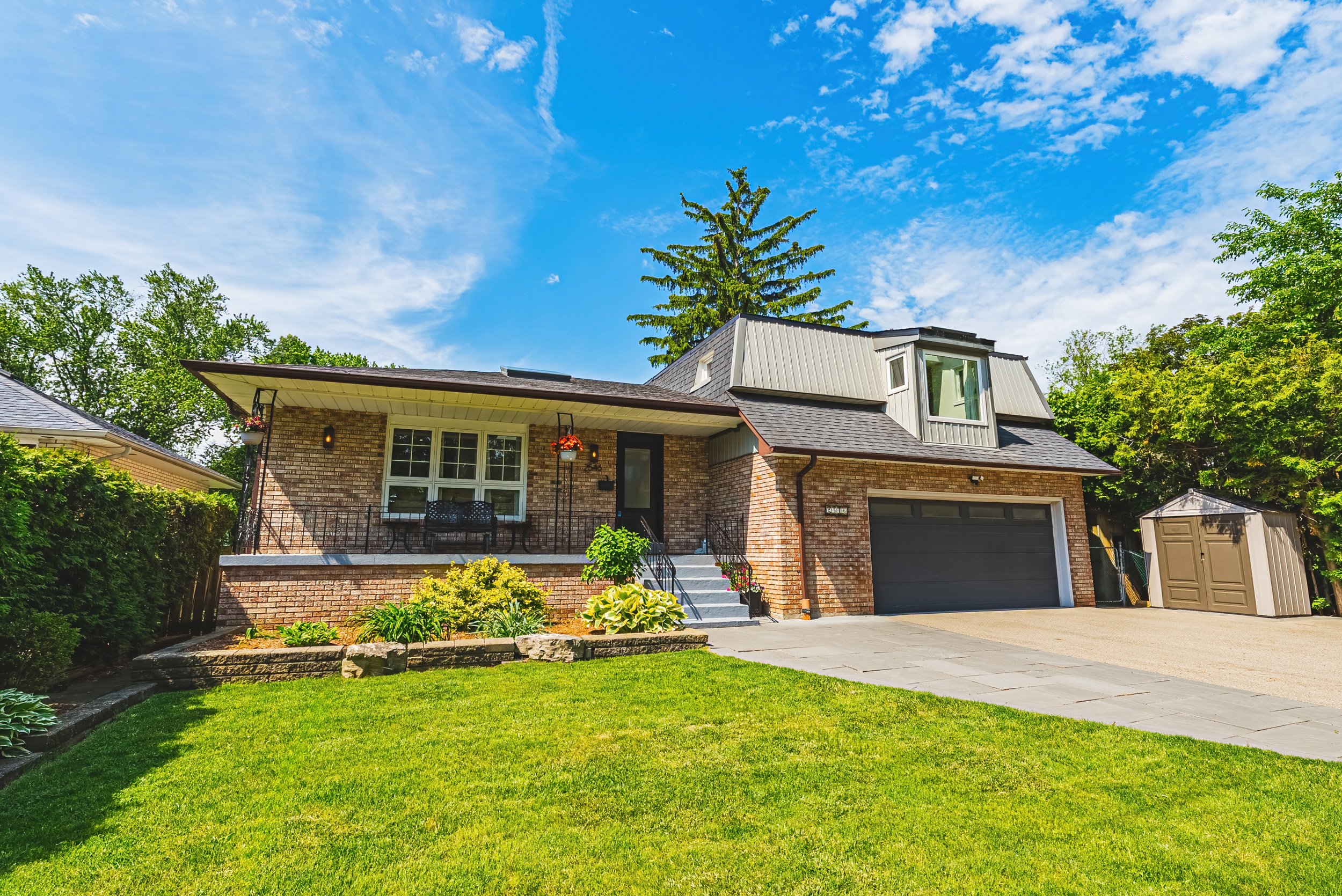 2 - 2546 Robinson St, Mississauga.jpg