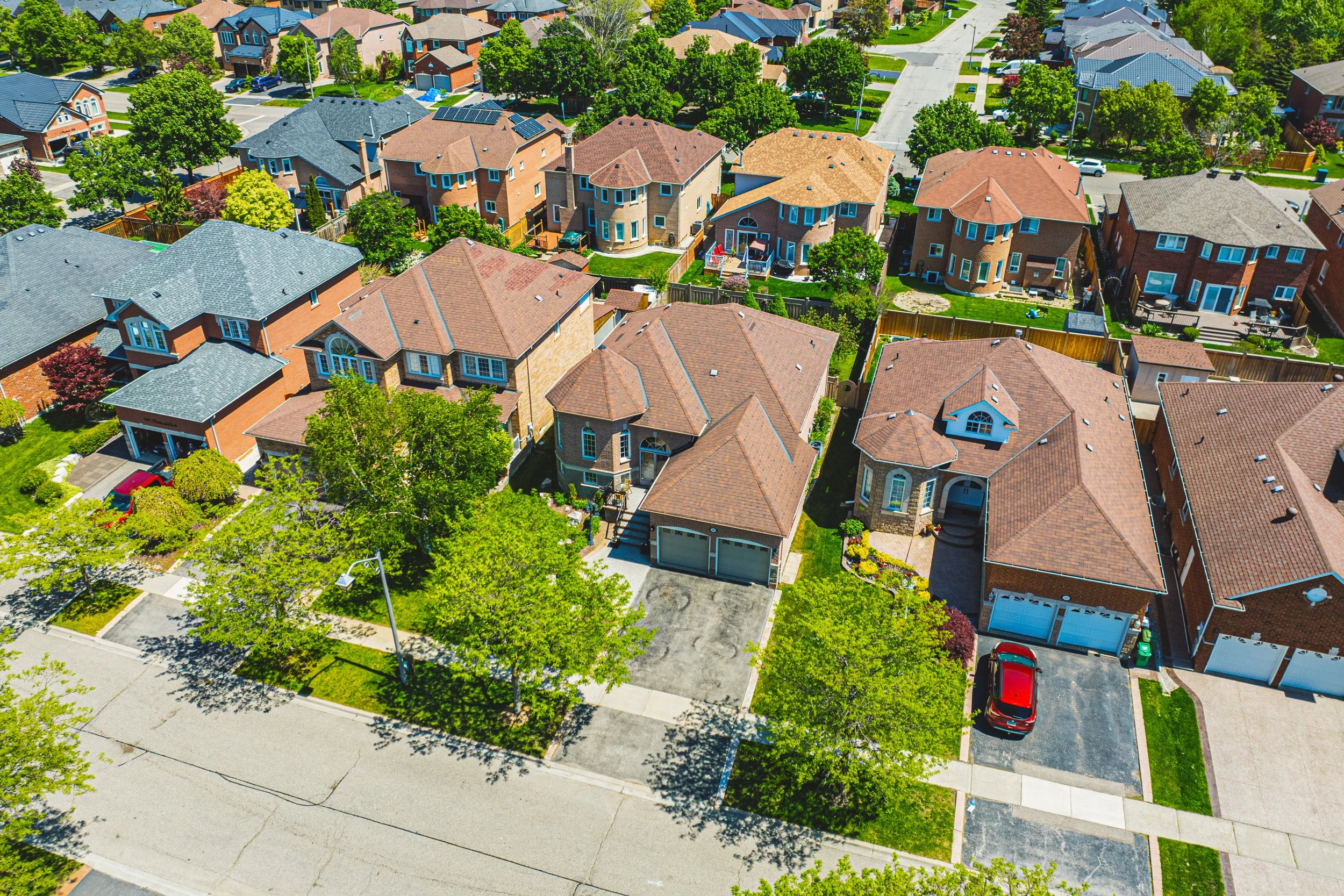 40 - 105 Pinebrook Cir, Caledon.jpg