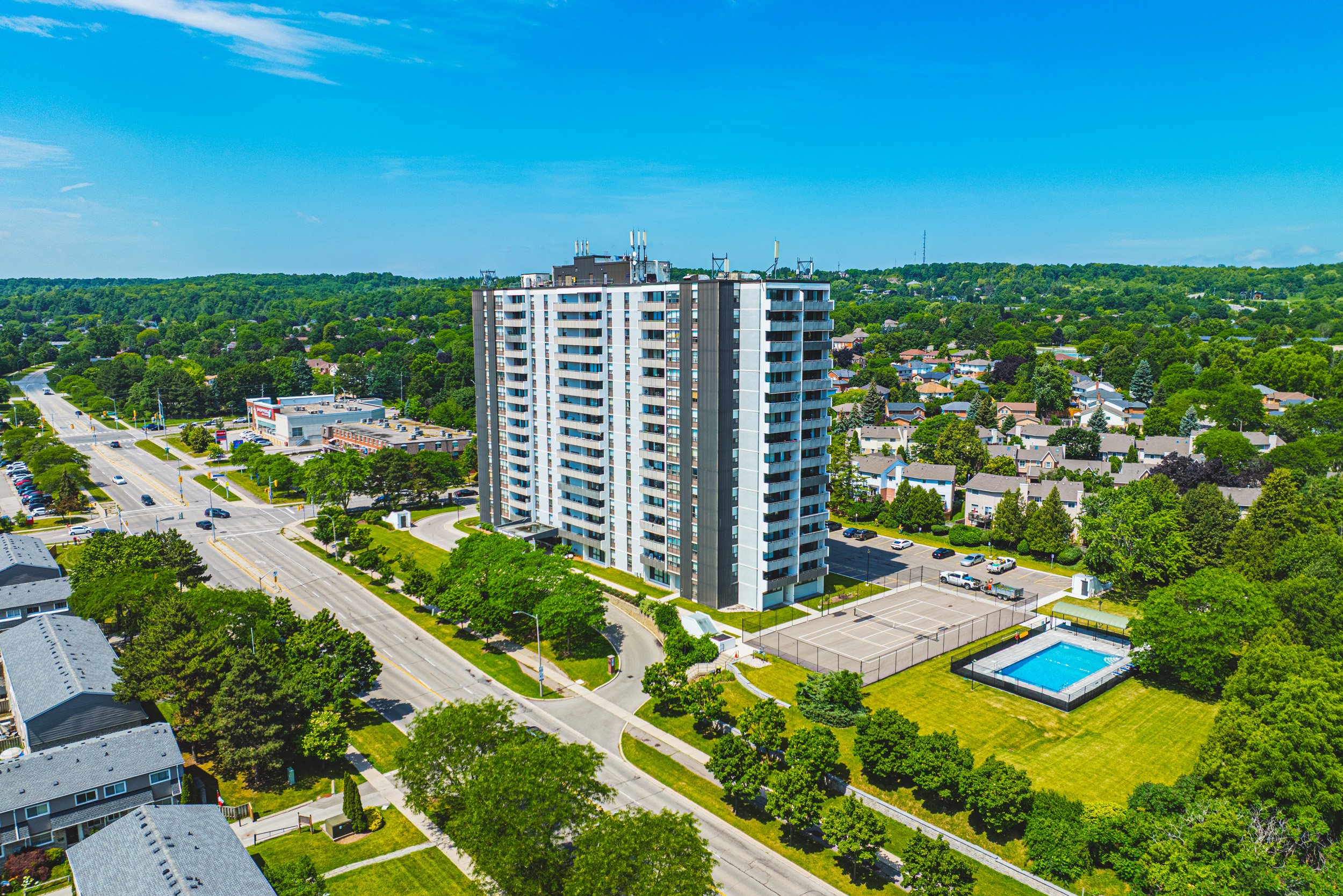 1 - 2055 Upper Middle #1504, Burlington.jpg