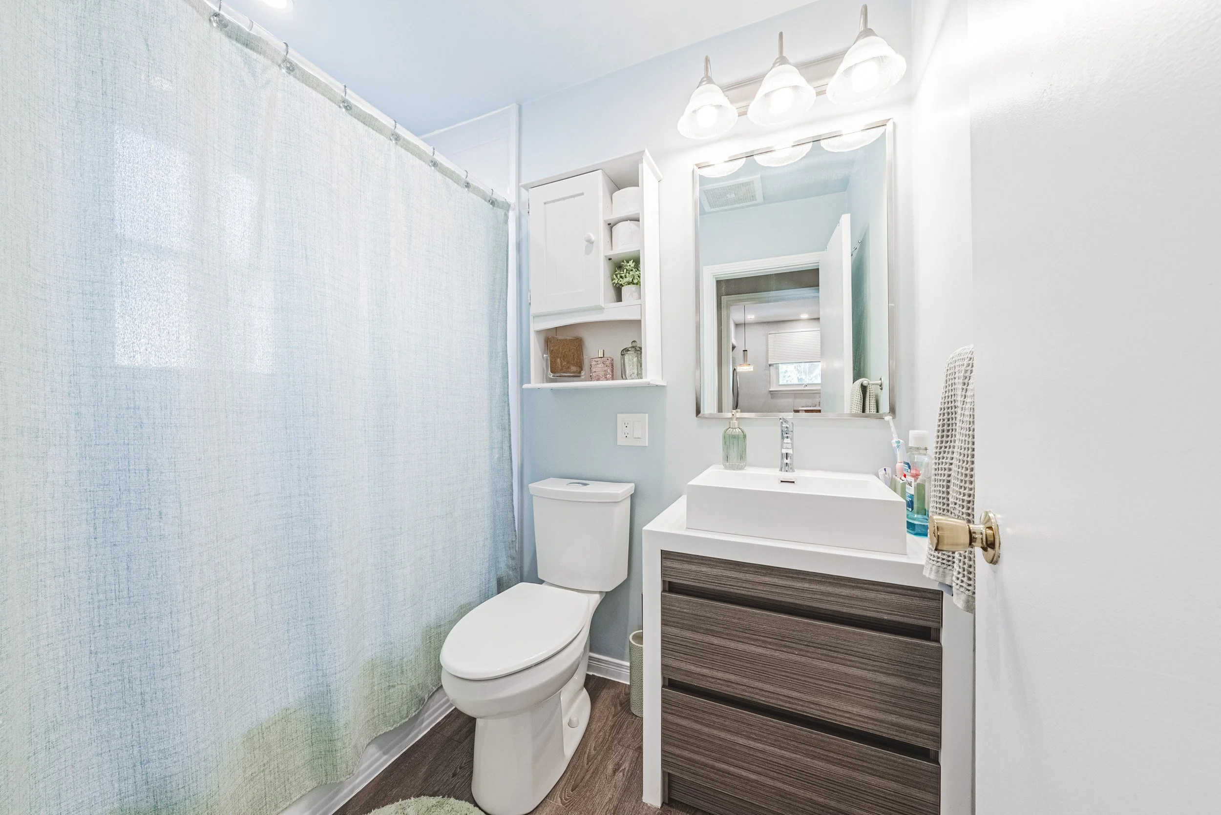 14 - 242 East 43rd St, Hamilton.jpg
