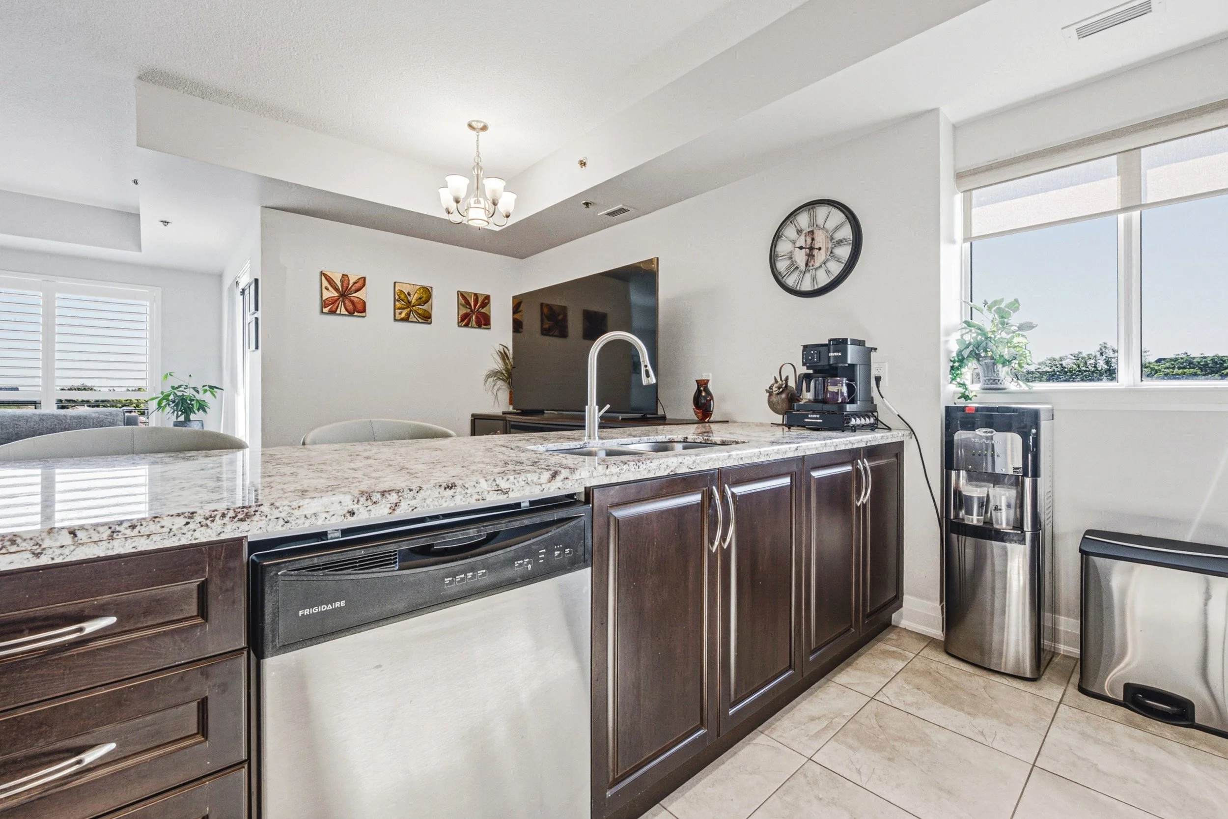 10 - 325 Highway 8 #308, Stoney Creek.jpg