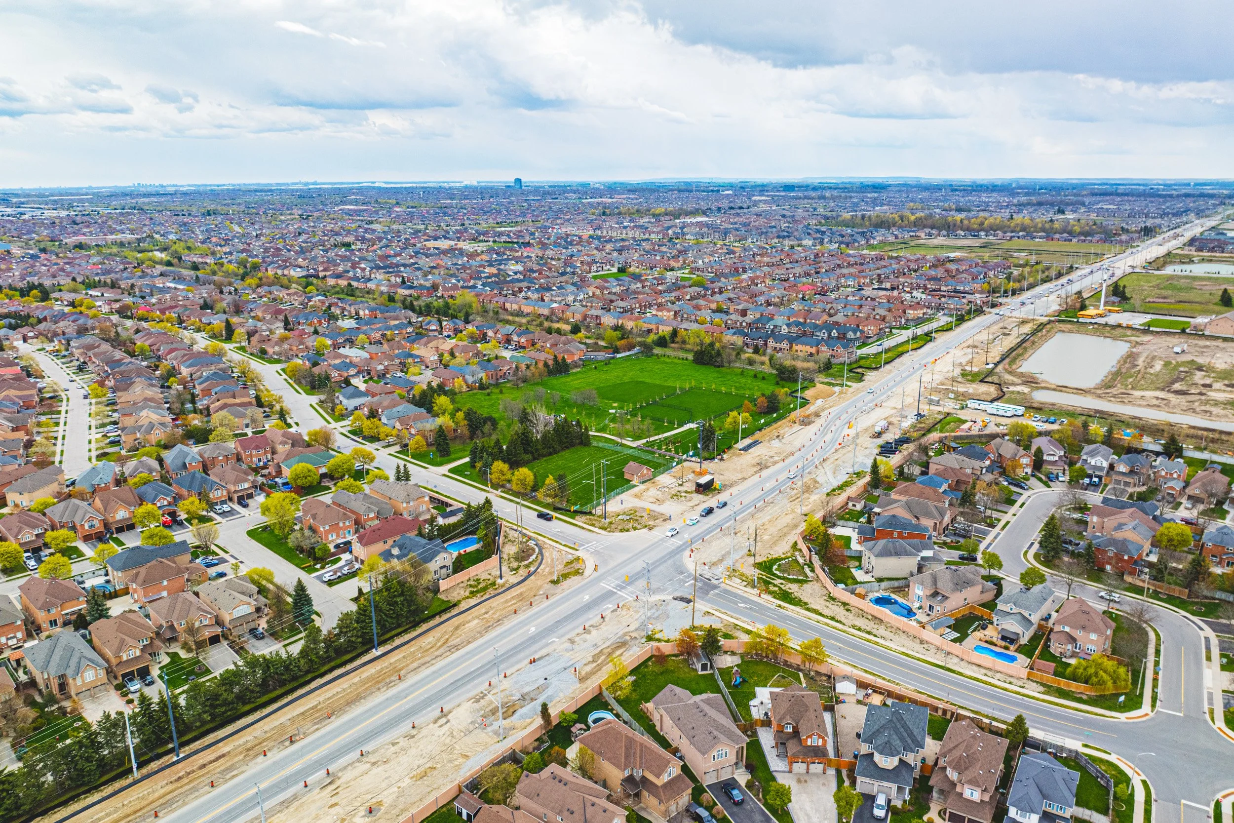 38 - 306 Victoria Rd, Guelph.jpg