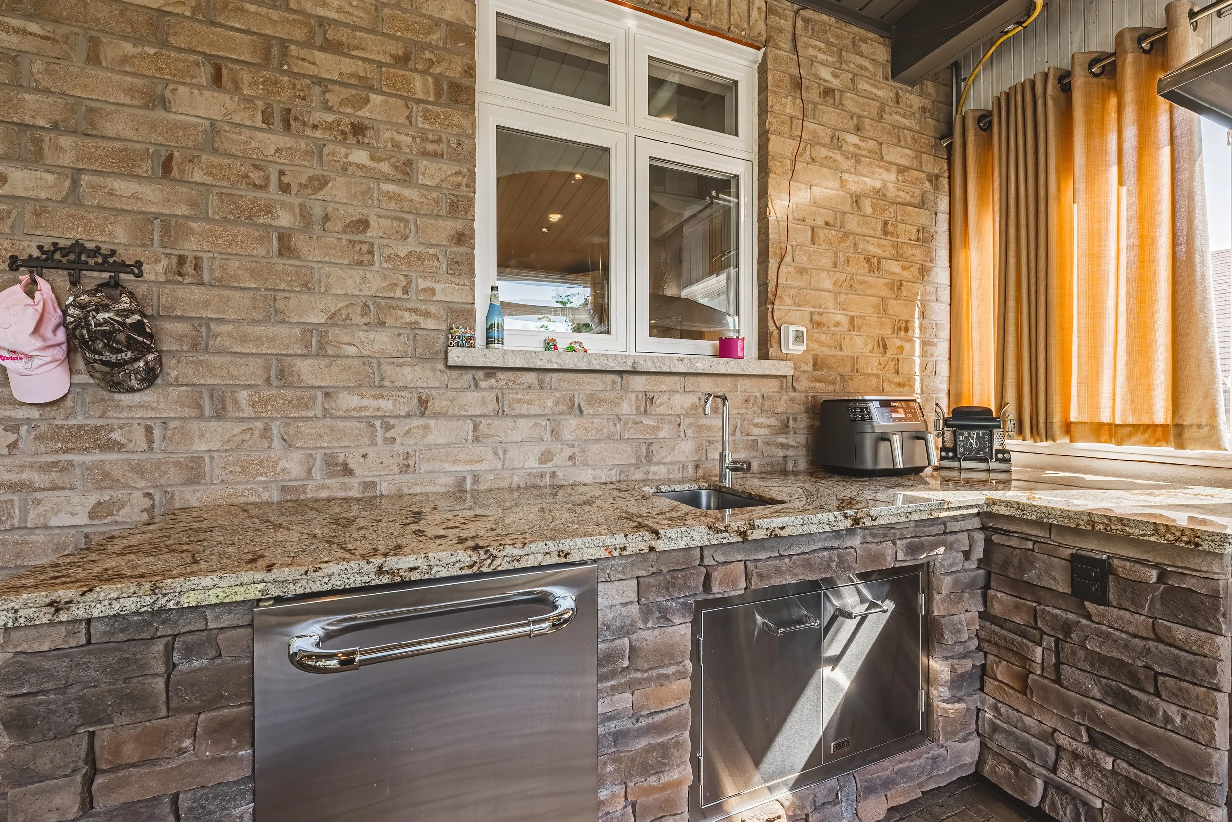 59 - 1214 Hwy 8, Stoney Creek.jpg
