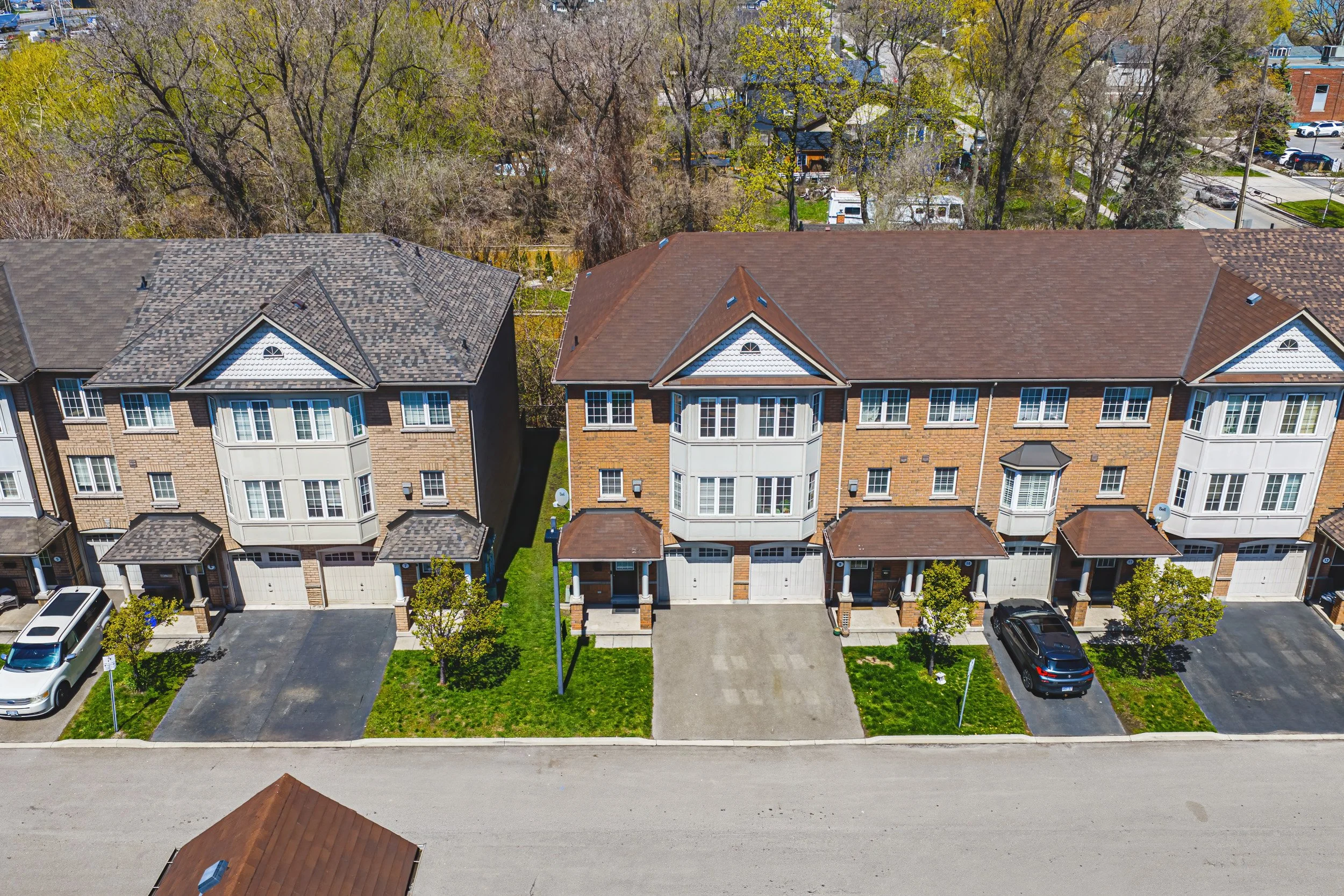 34 - 470 Beach Blvd #8, Hamilton.jpg