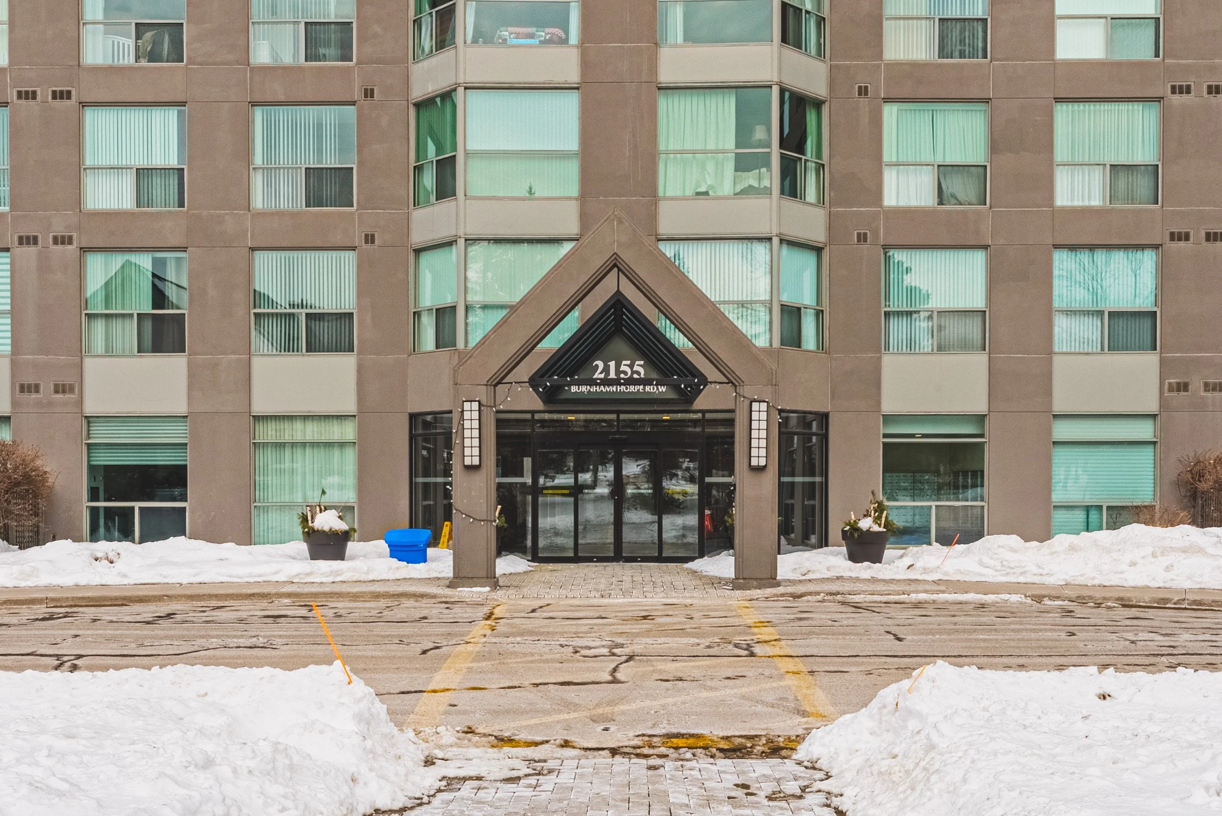 4 - 2155 Burnhamthorpe Rd W #1904, Mississauga.jpg