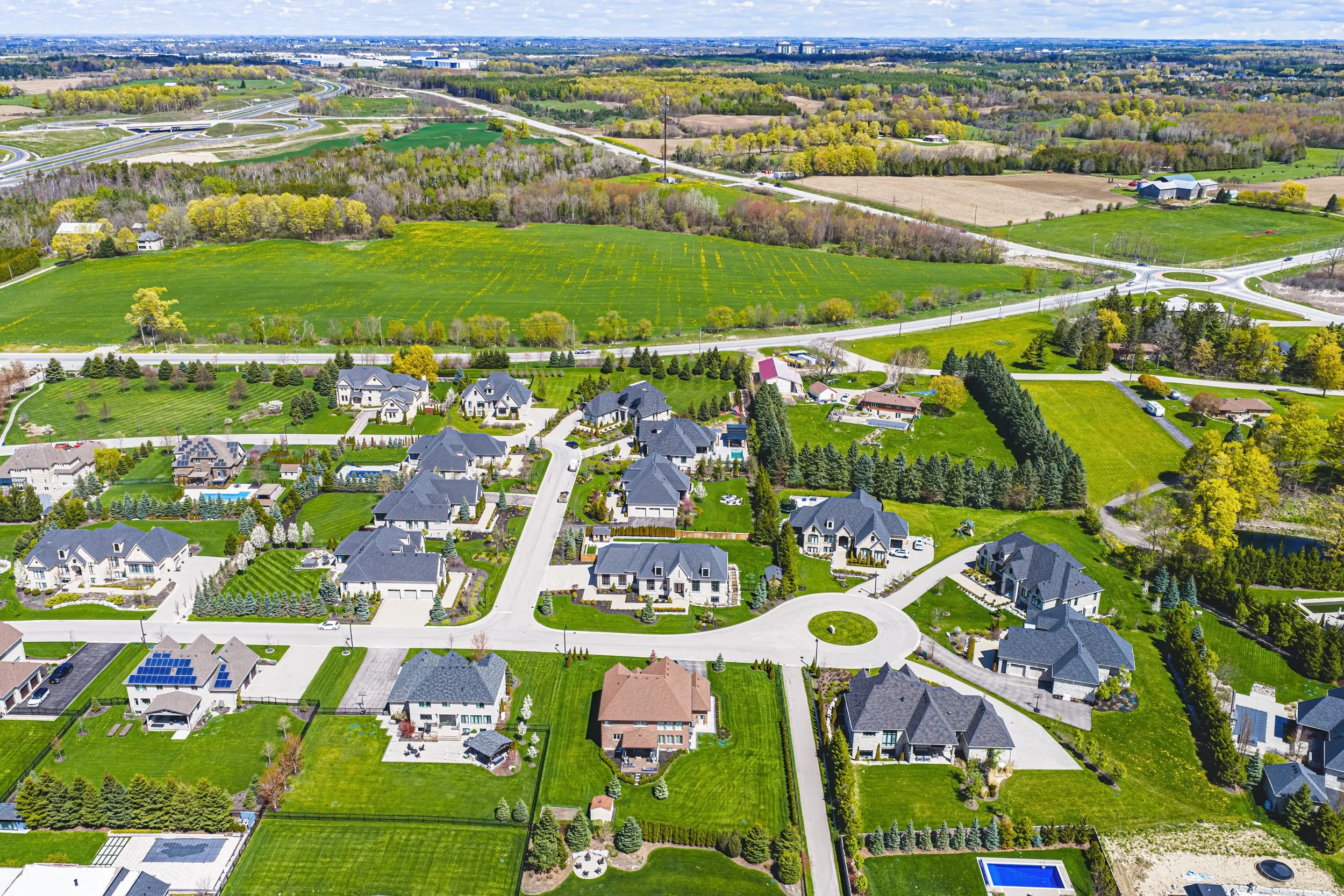 65 - 38 Visser Dr, Puslinch.jpg