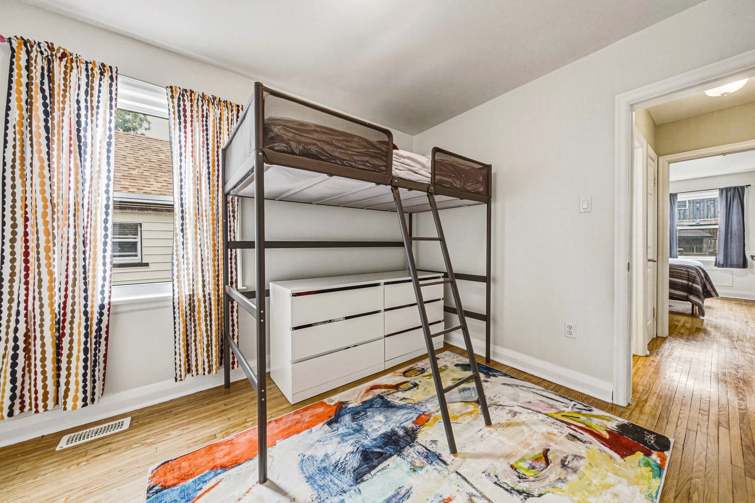 16 - 45 Second Ave, Cambridge.jpg