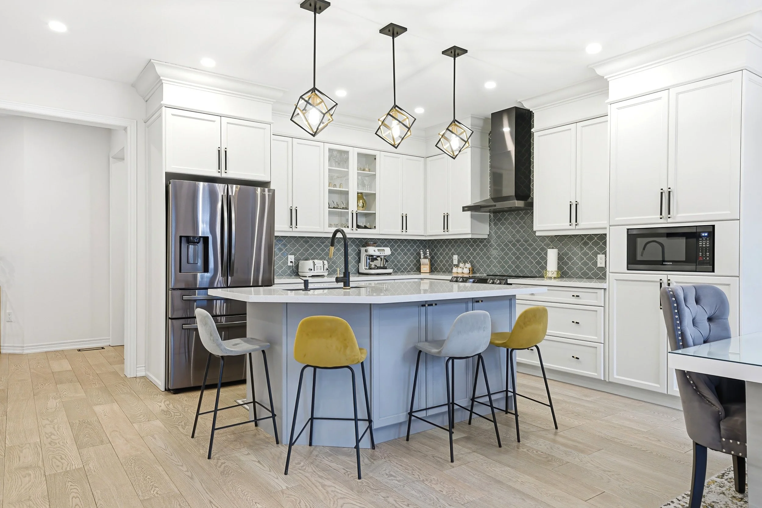 9 - 90 Robertson Rd, Ancaster.jpg