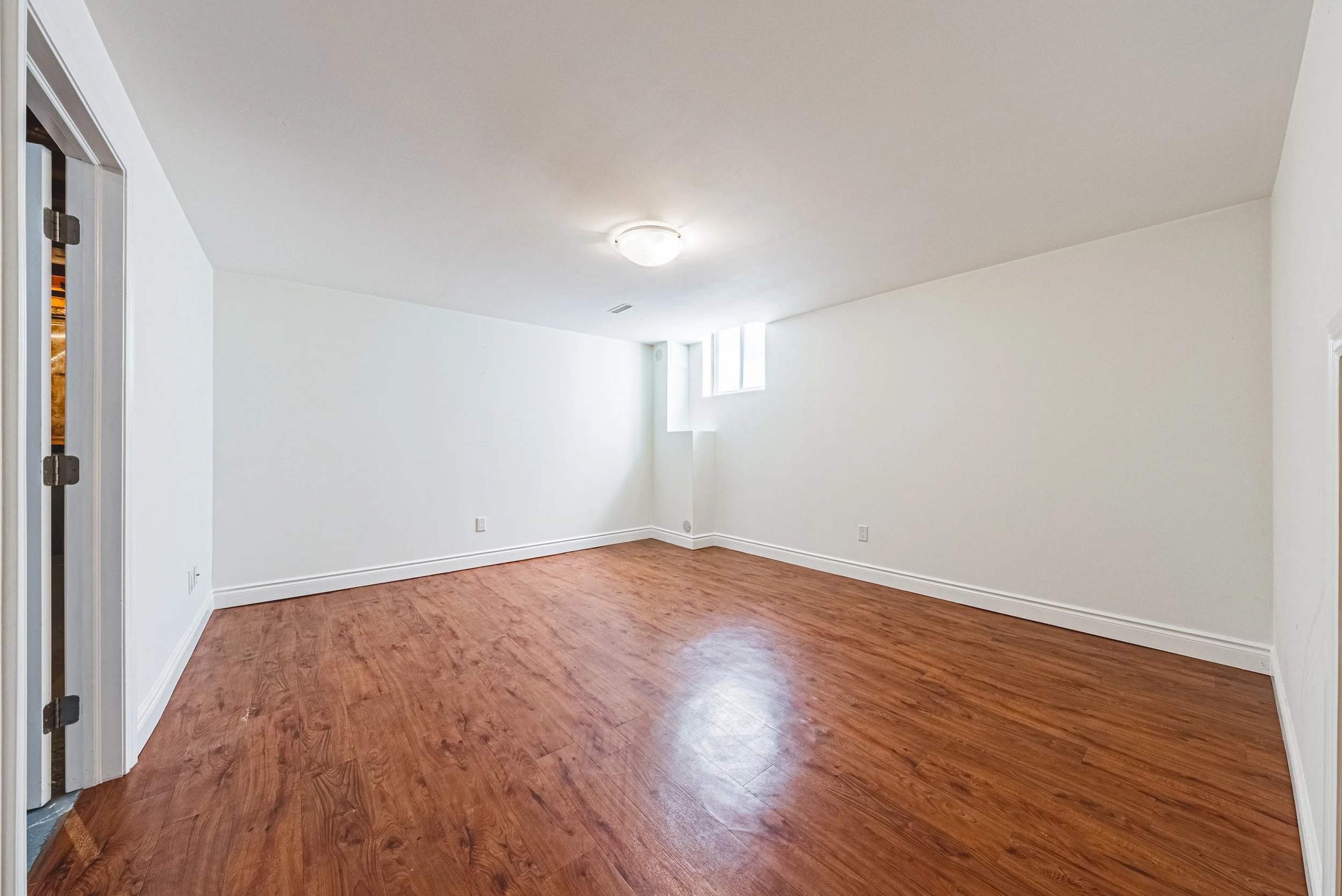 31 - 744 Miriam Cres, Burlington.jpg
