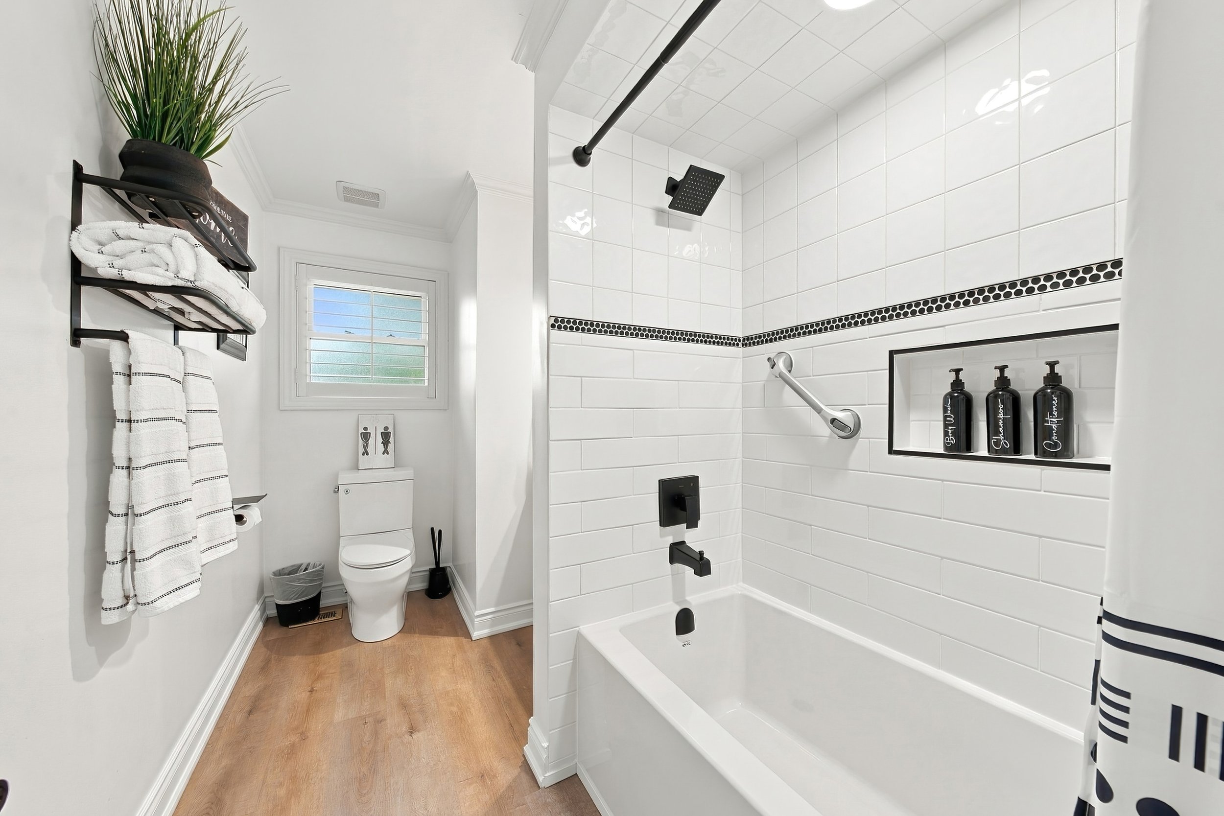 22 - 915 Tanager Ave, Burlington.jpg