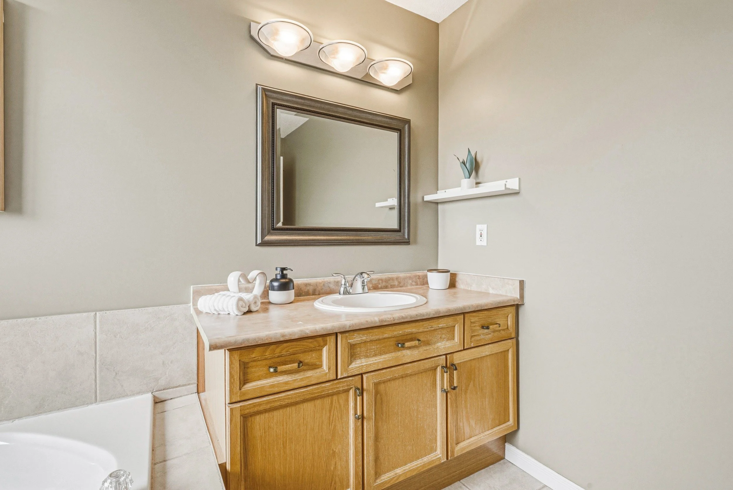 31 - 228 Holbeach Cres, Waterloo.jpg