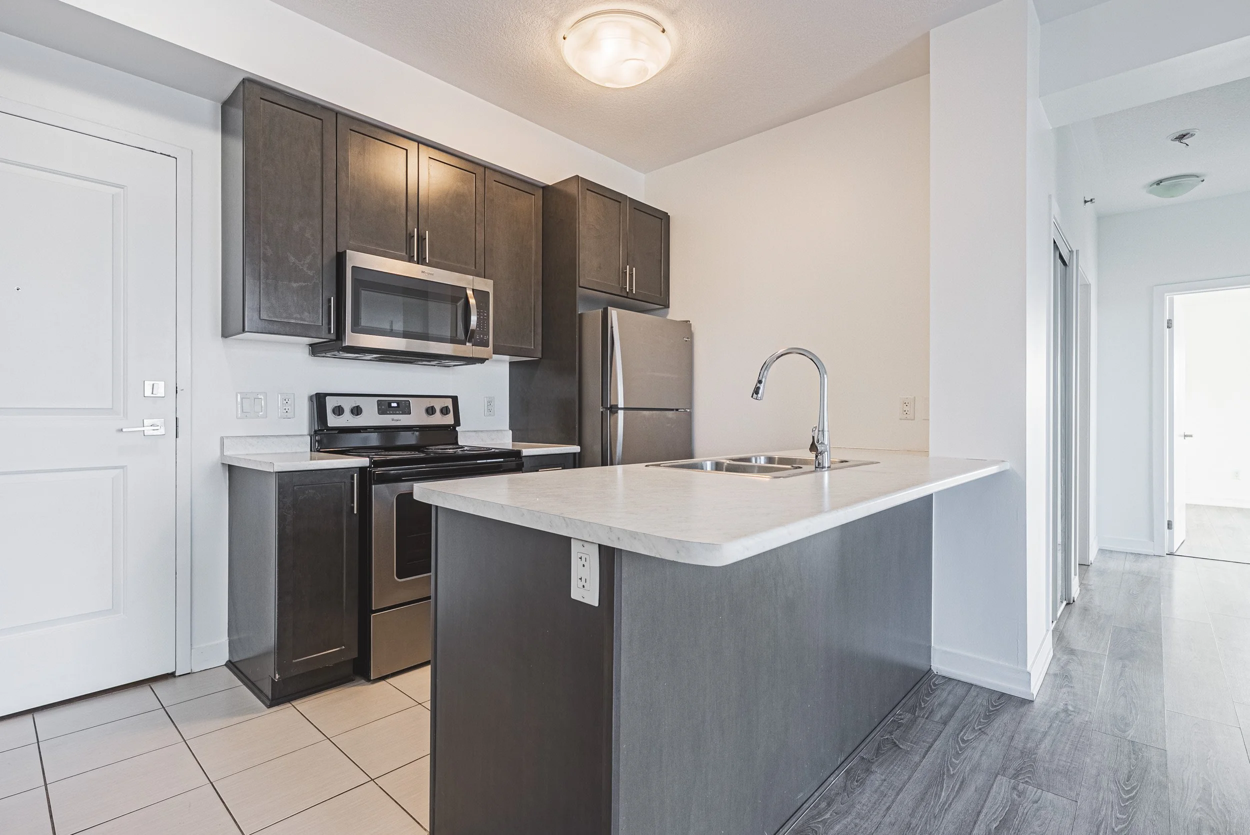 11 - 2486 Old Bronte Rd #706, Oakville.jpg