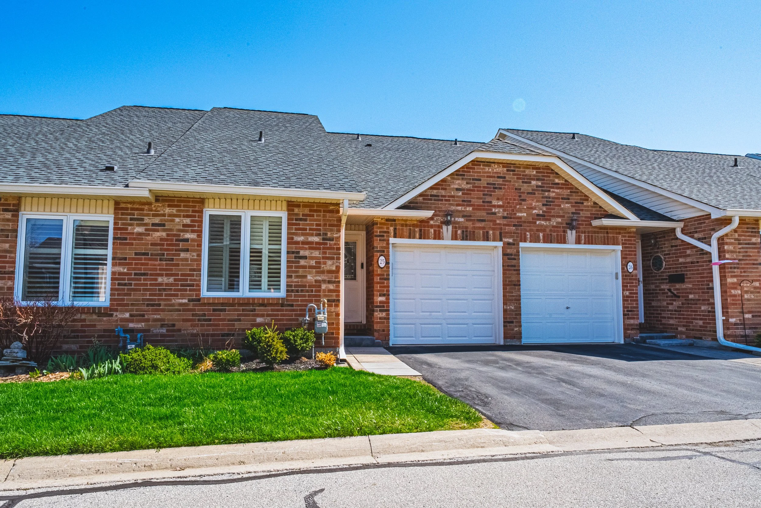 3-222 Fellowes Crescent, unit 25, Waterdown.jpg