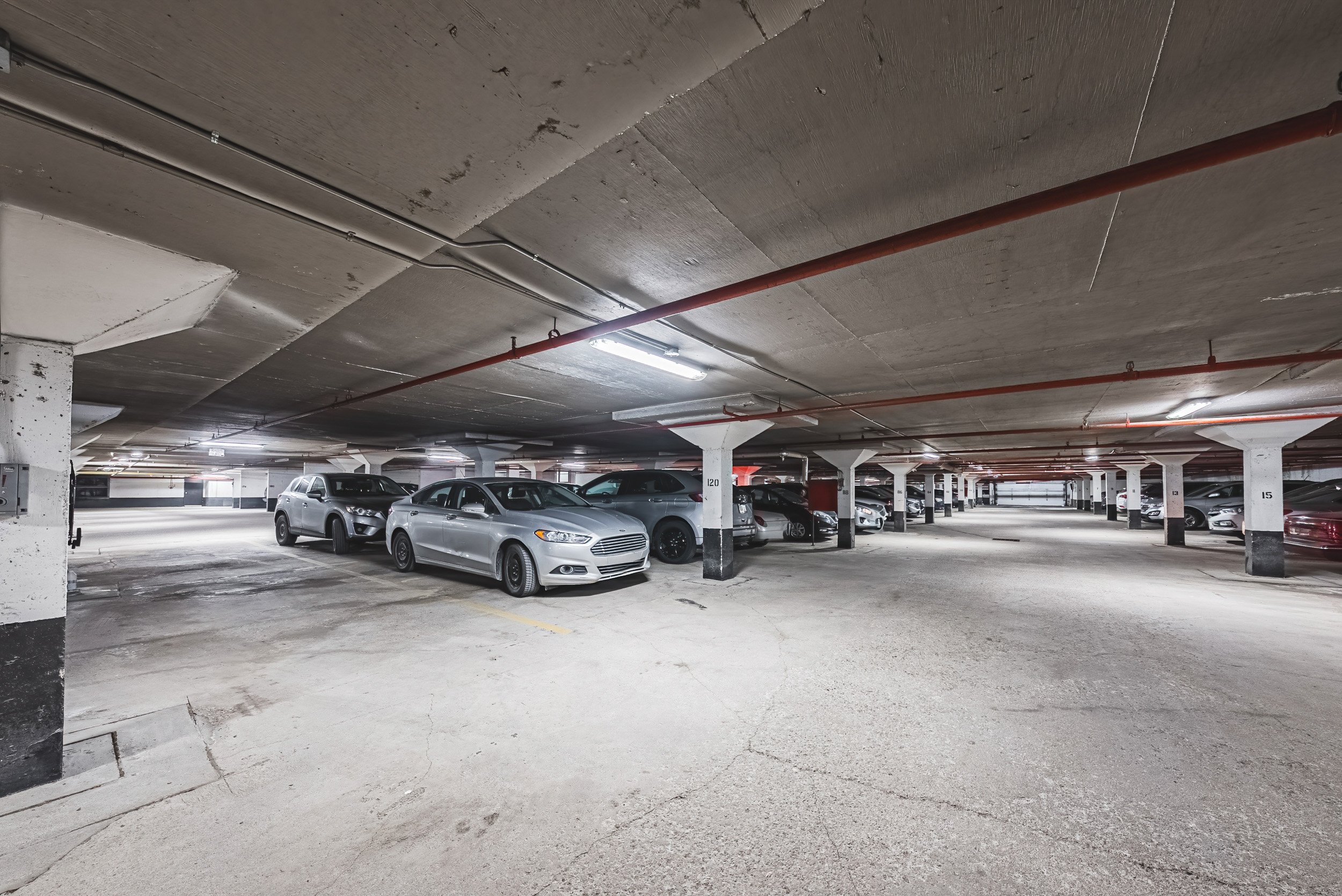 37 - 2055 Upper Middle Rd #901, Burlington.jpg
