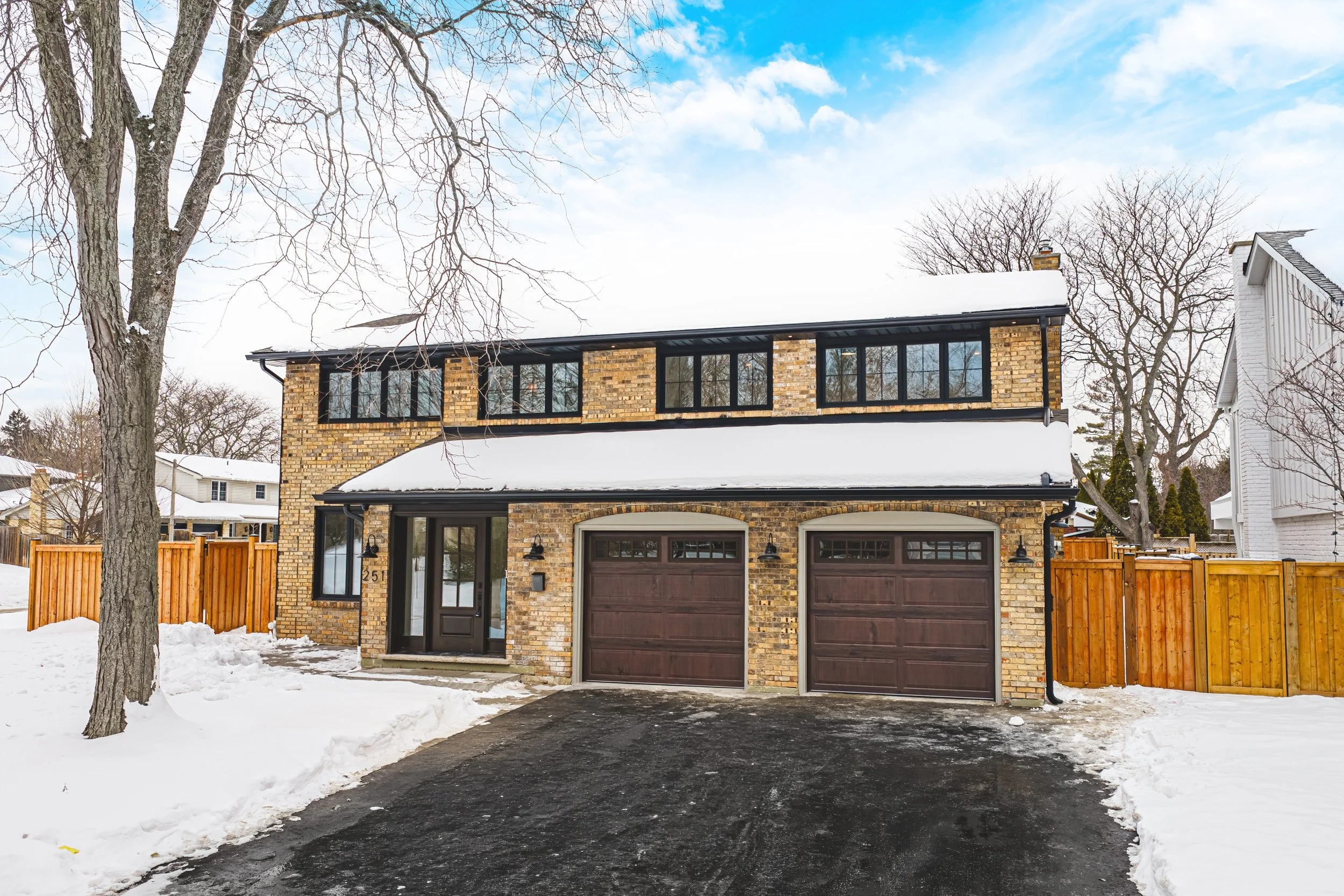 1 - 251 Glen Afton Dr, Burlington.jpg