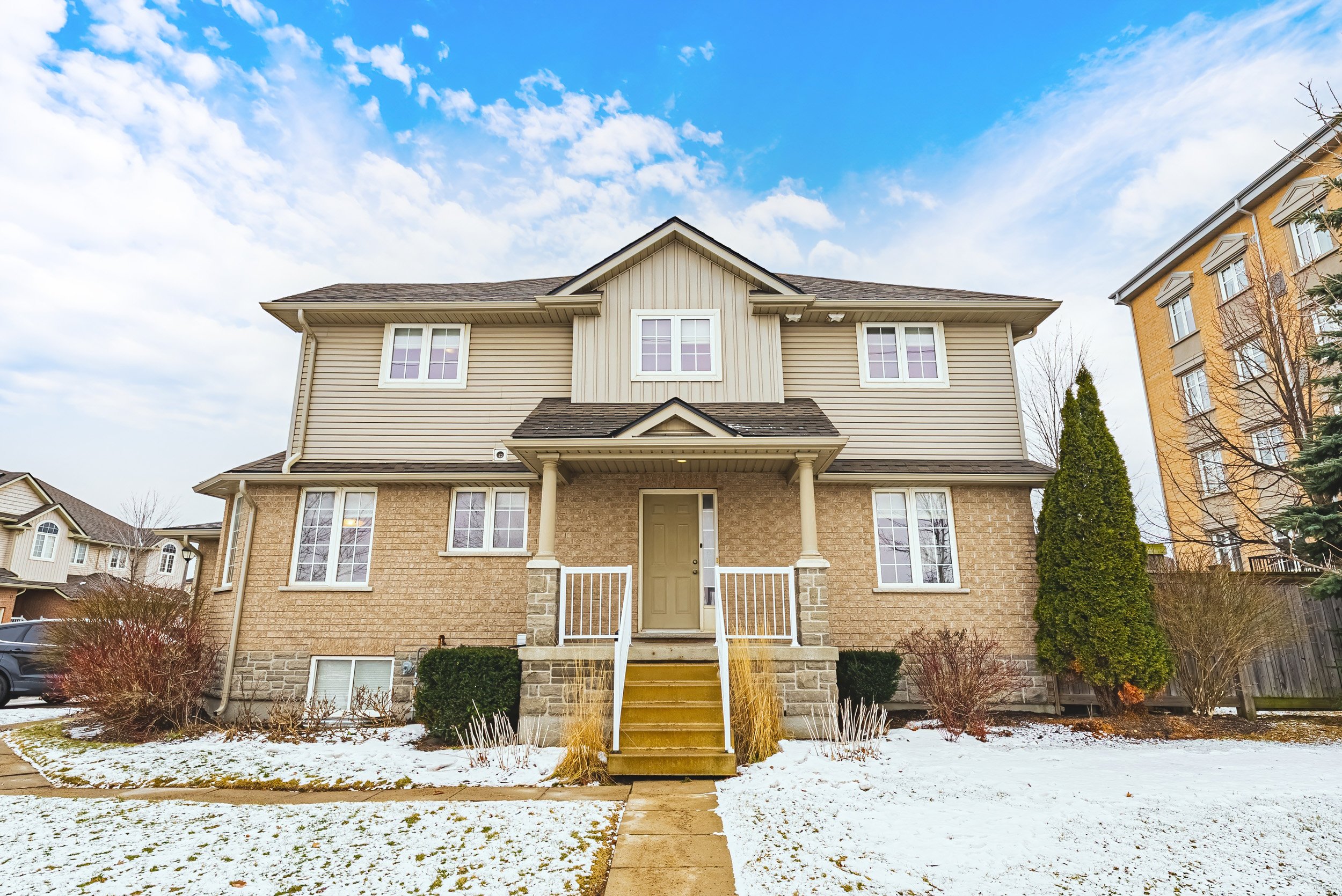 2 - 361 Arkell Rd #1, Guelph.jpg