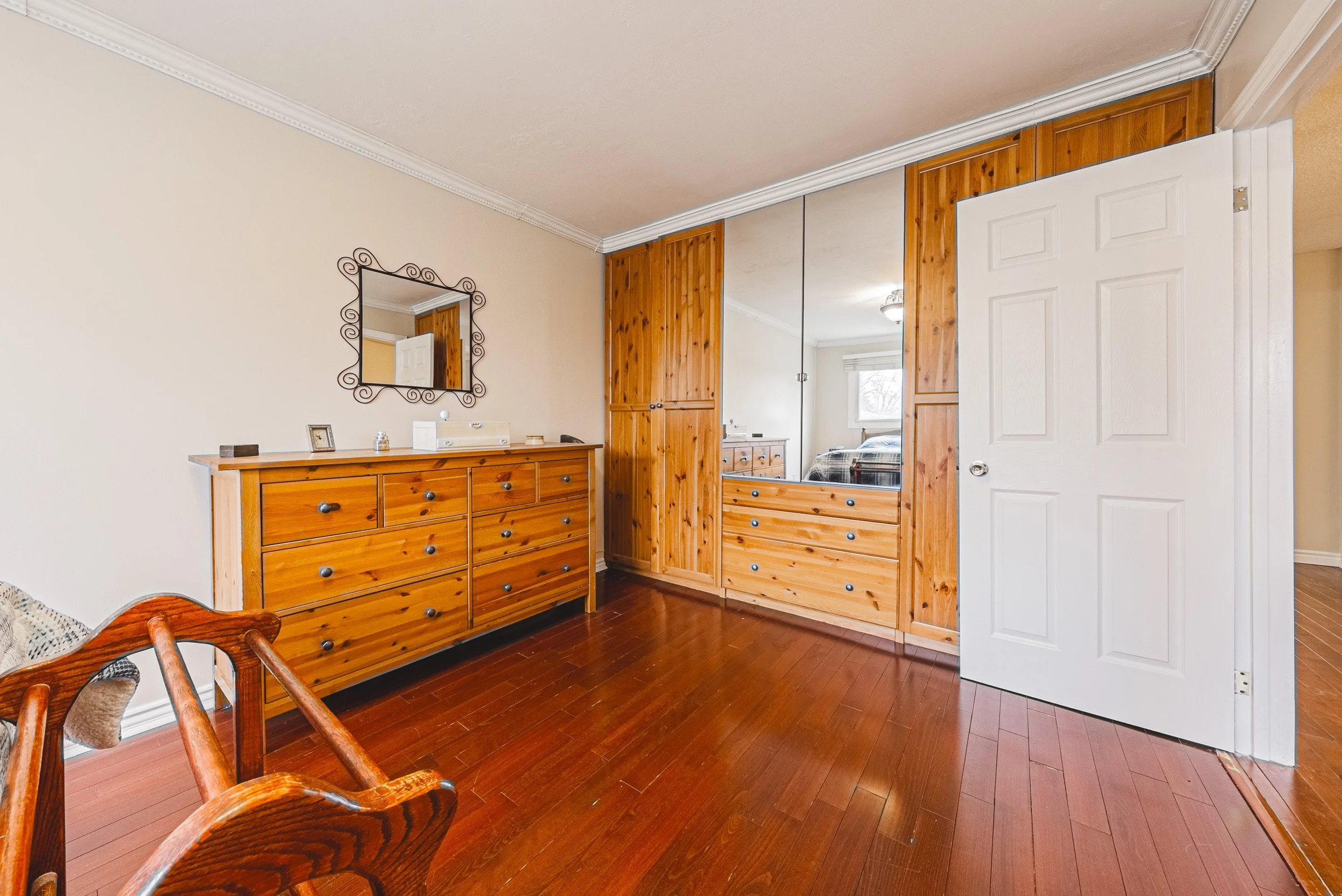 20 - 1576 Newlands Cres #60, Burlington.jpg