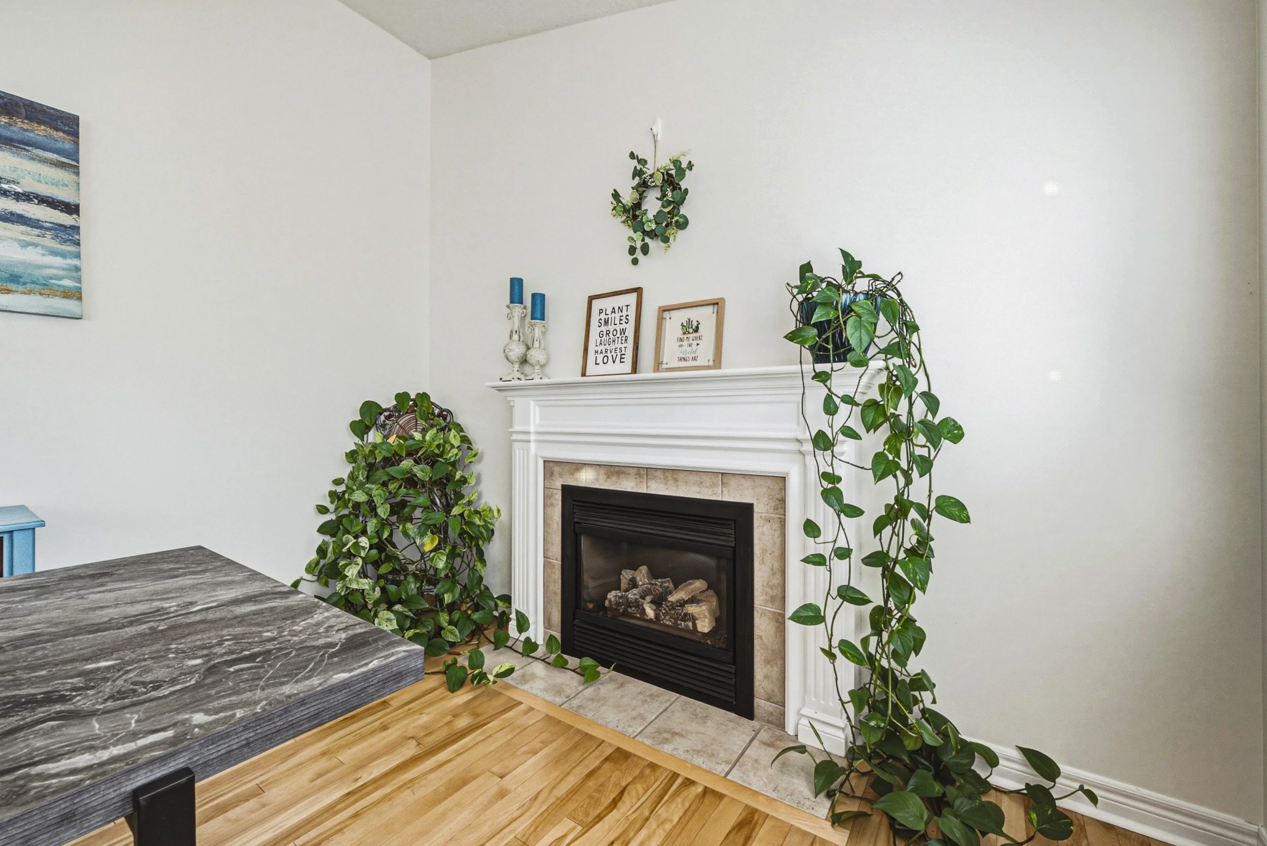 21 - 140 Country Club Dr, Cambridge.jpg