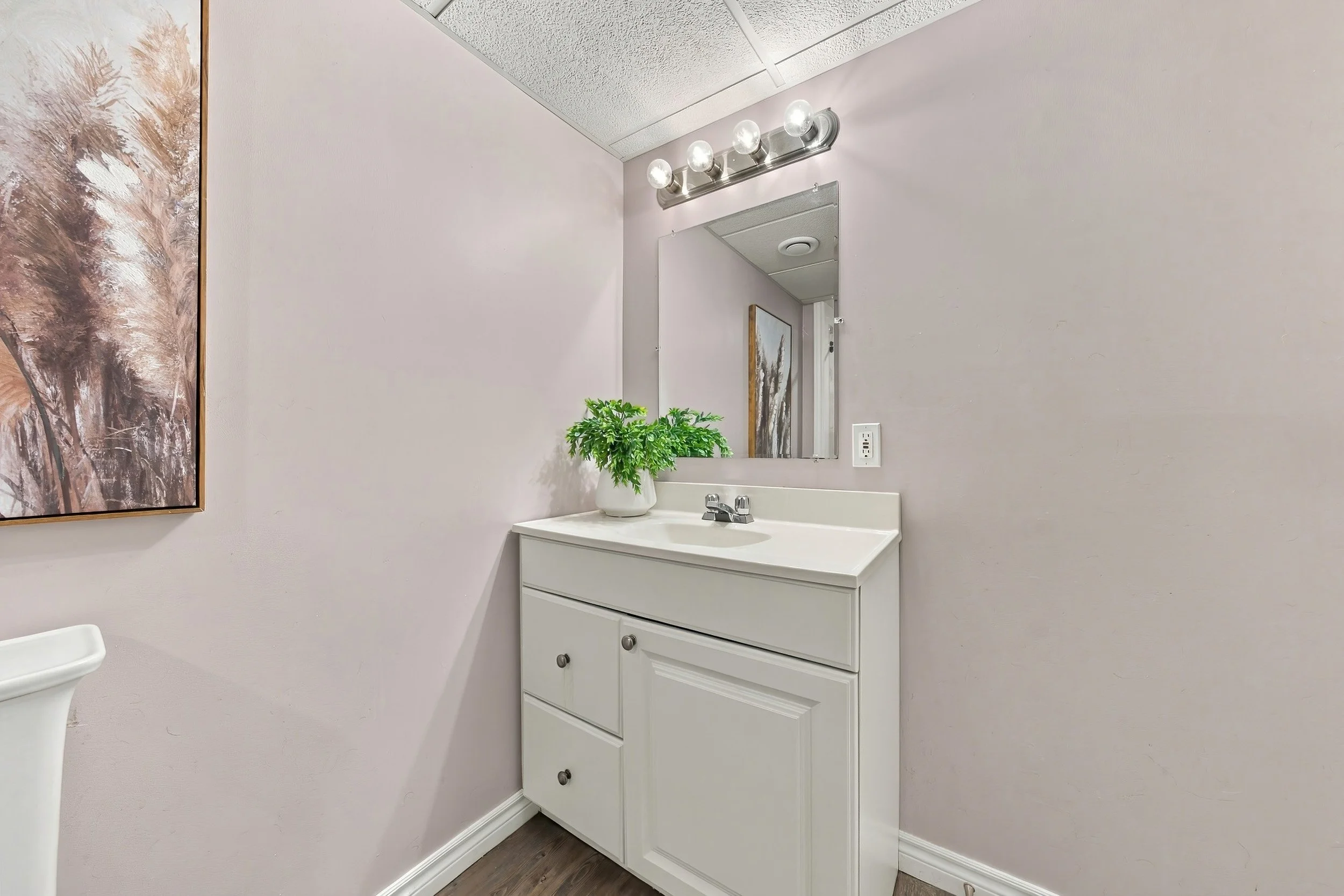 32 - 915 St George St, Port Dover.jpg