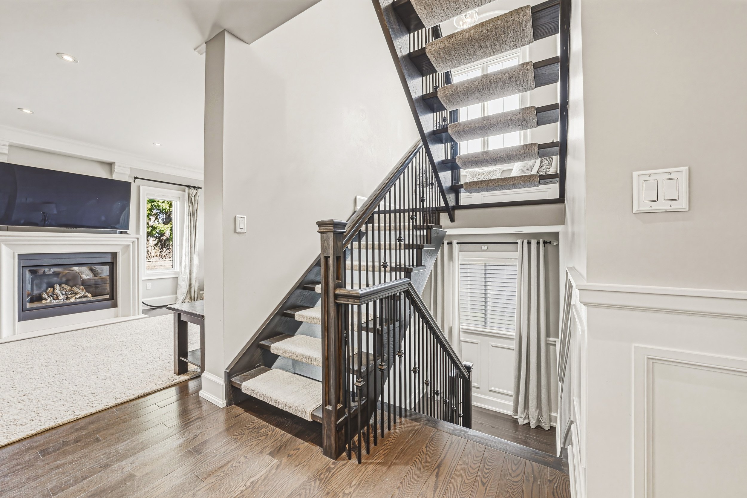 23 - 476 Patricia Dr, Burlington.jpg