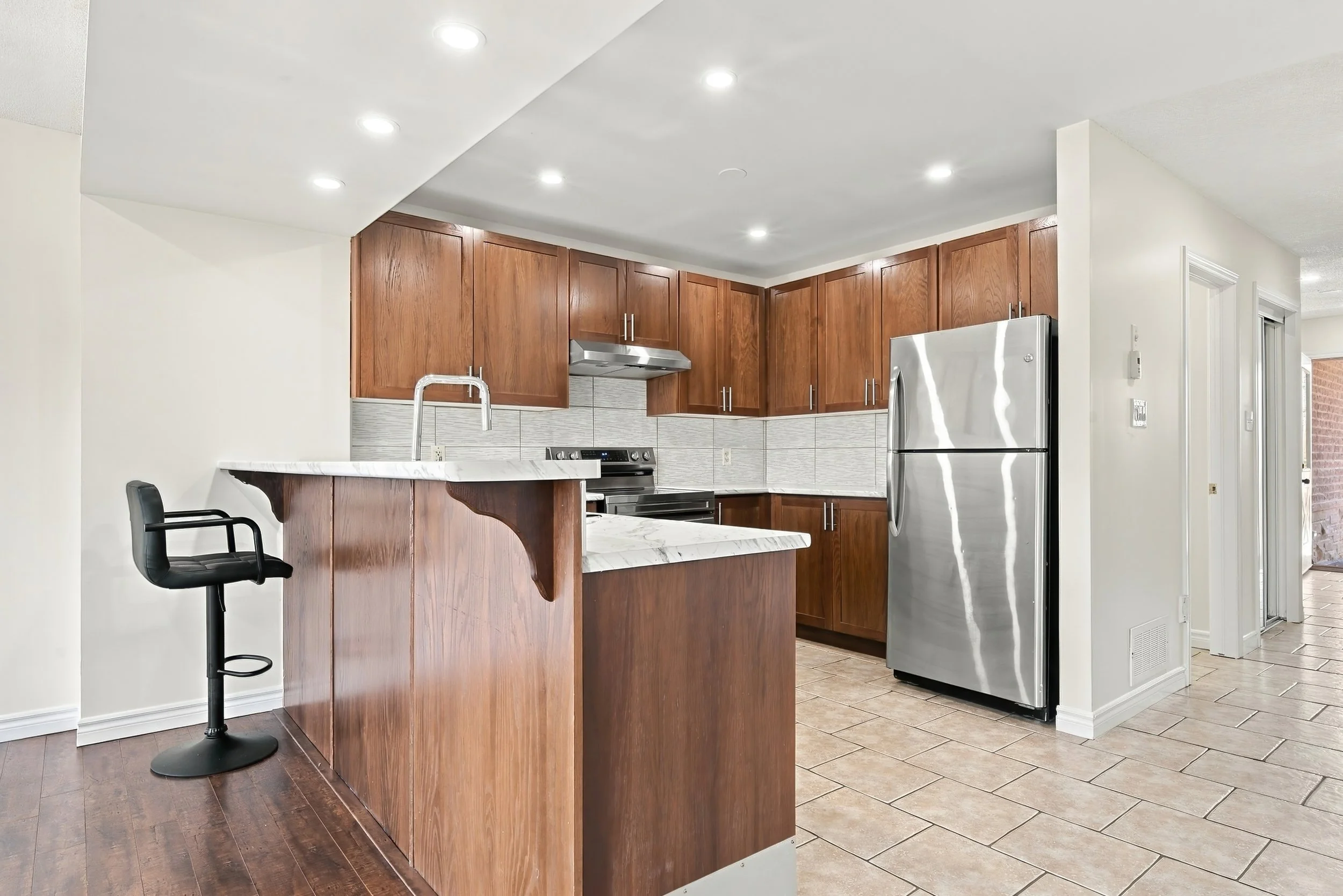14-35 Thames Wy Hamilton.jpg