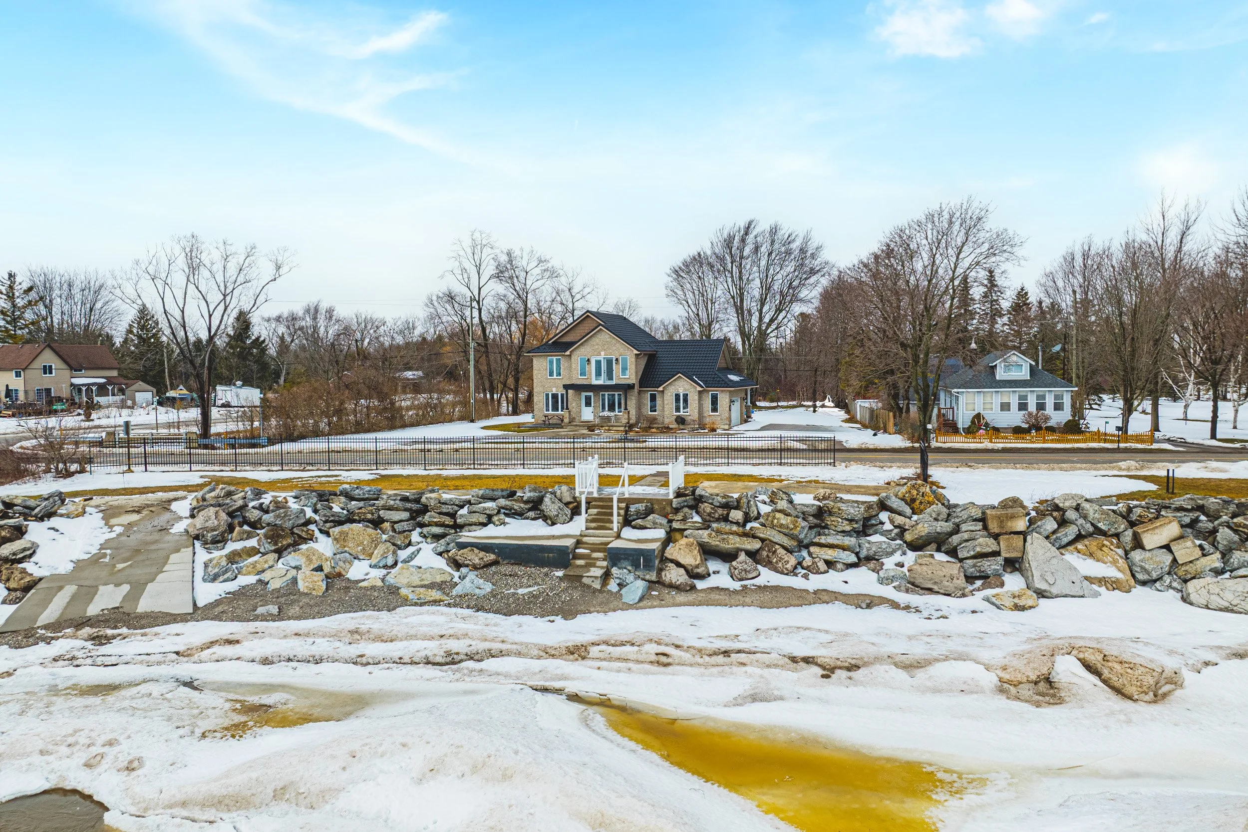 33 - 2801 North Shore, Wainfleet.jpg