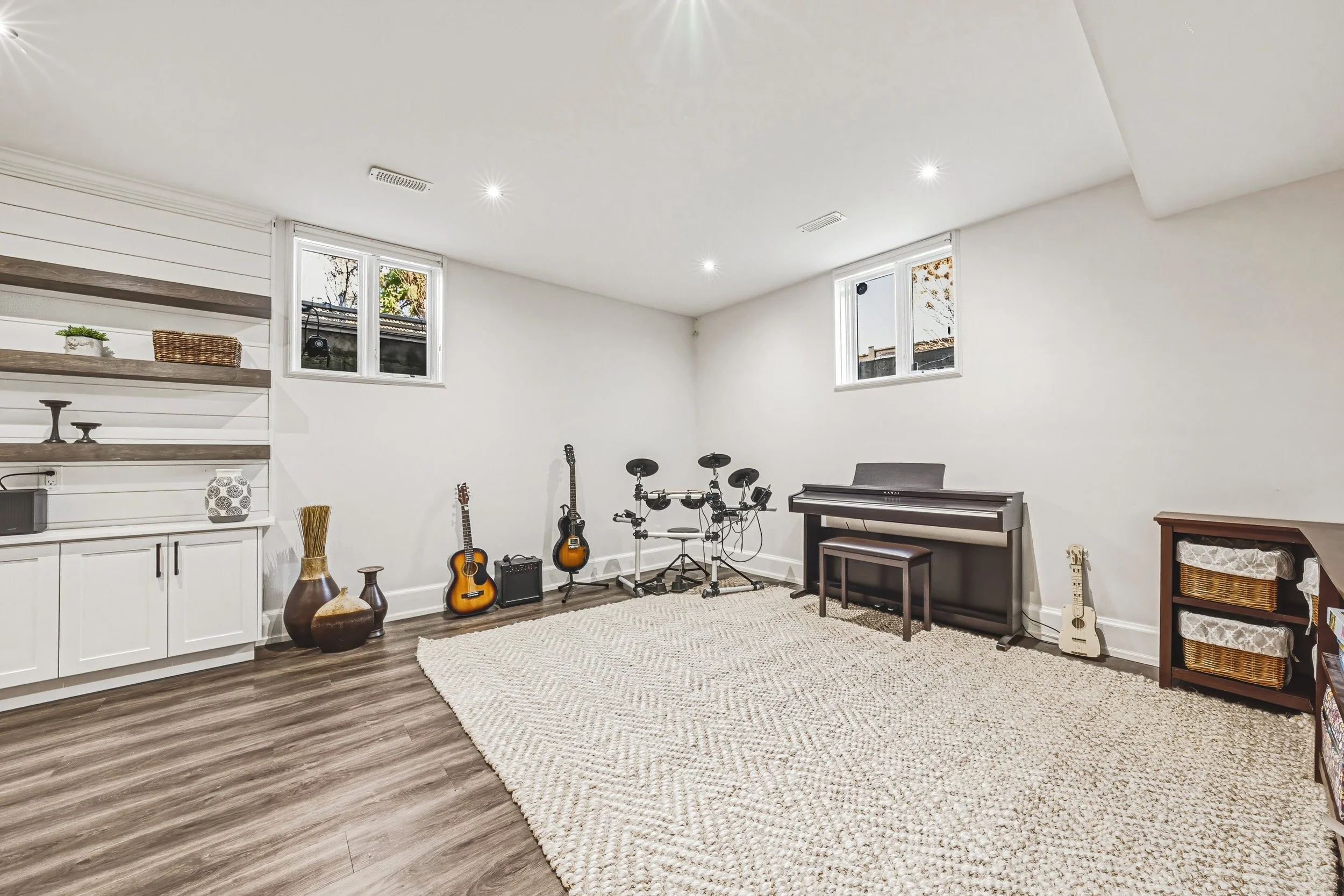 47 - 476 Patricia Dr, Burlington.jpg