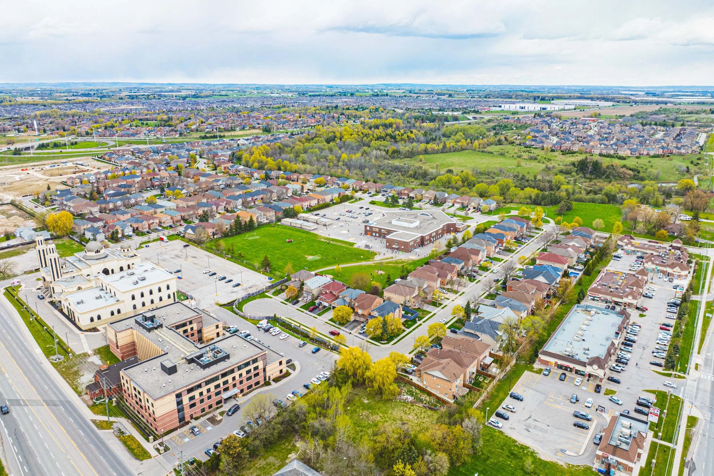 36 - 306 Victoria Rd, Guelph.jpg
