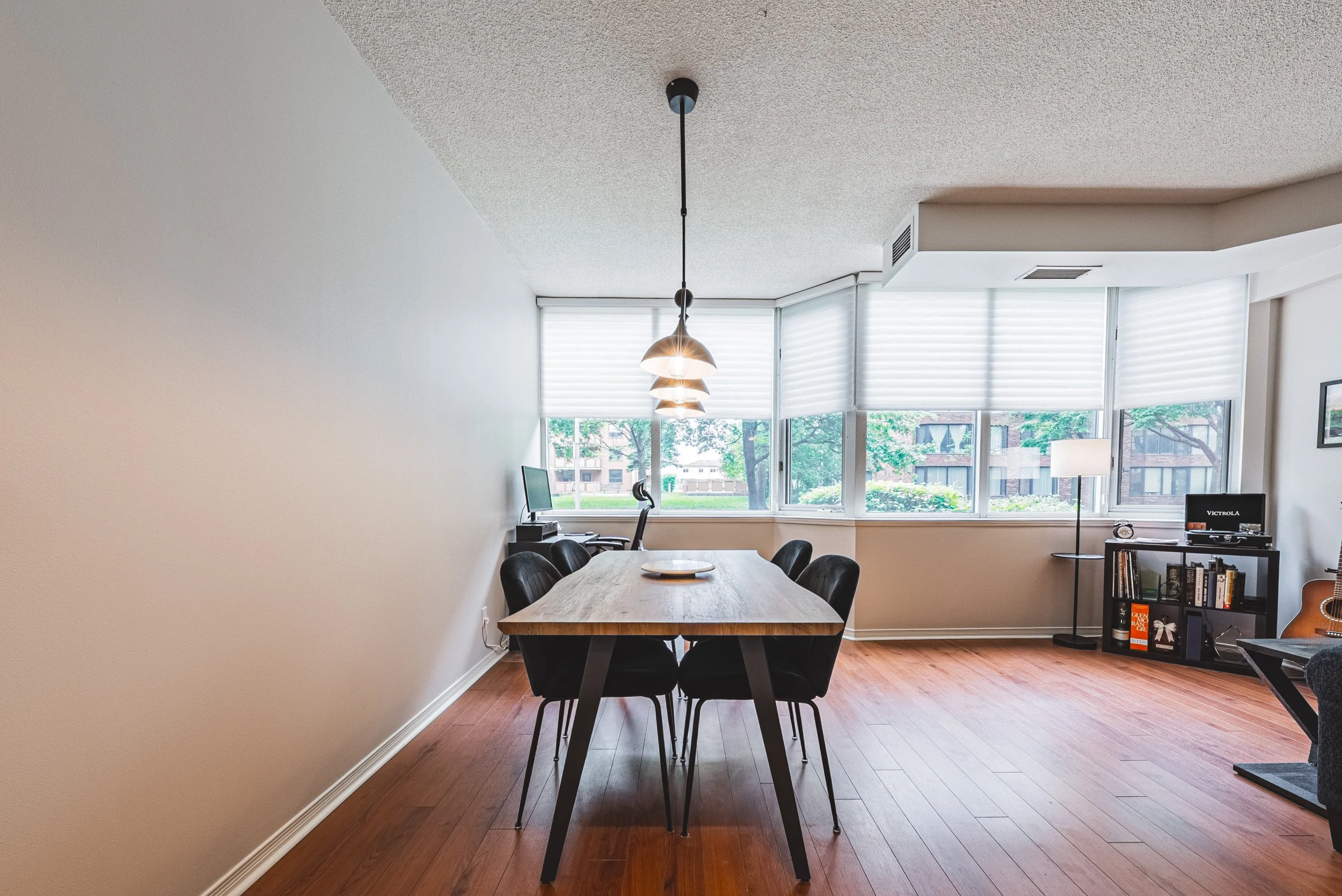 10 - 180 Limeridge Rd W #108, Hamilton.jpg