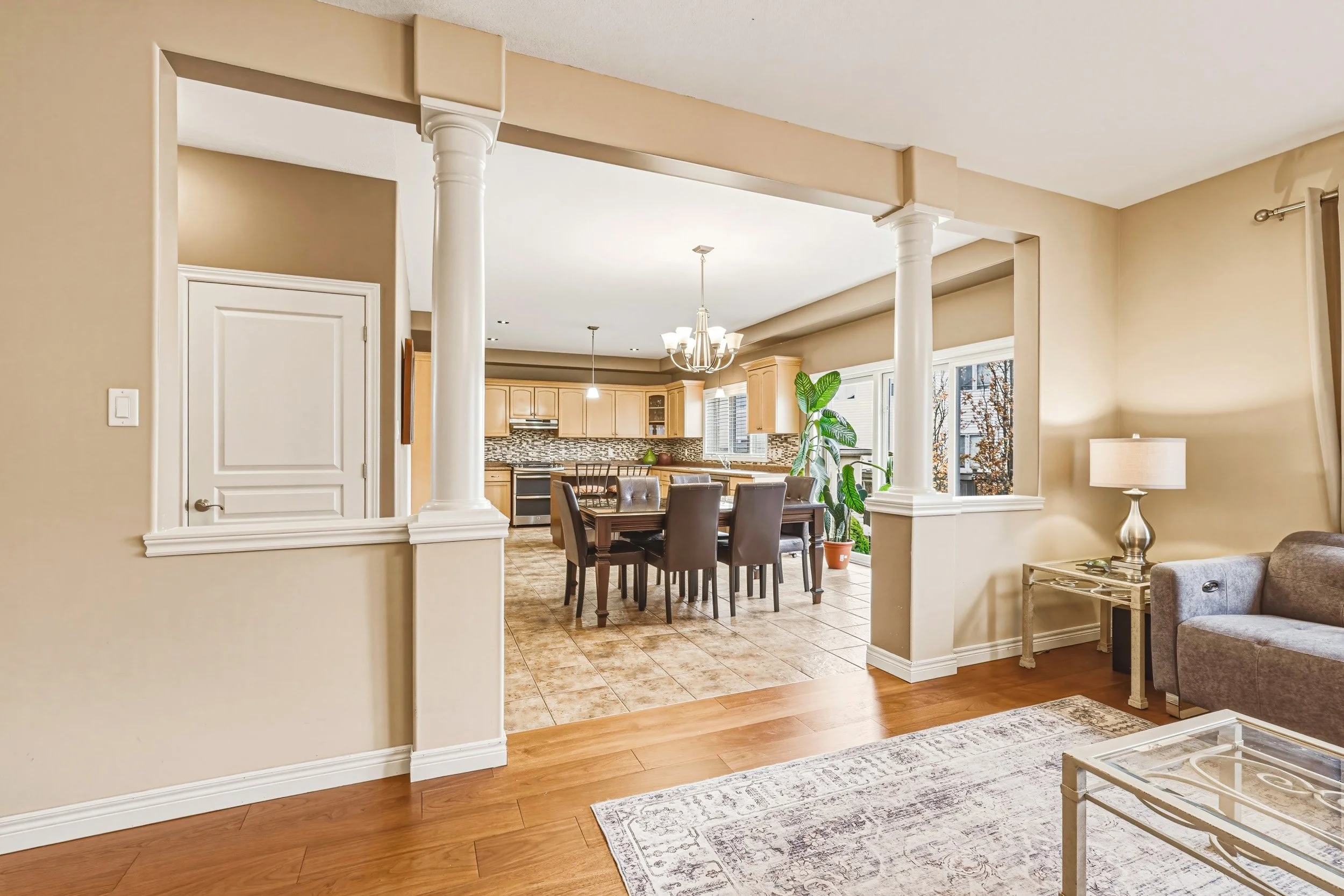 20 - 120 Valiant Cir, Binbrook.jpg