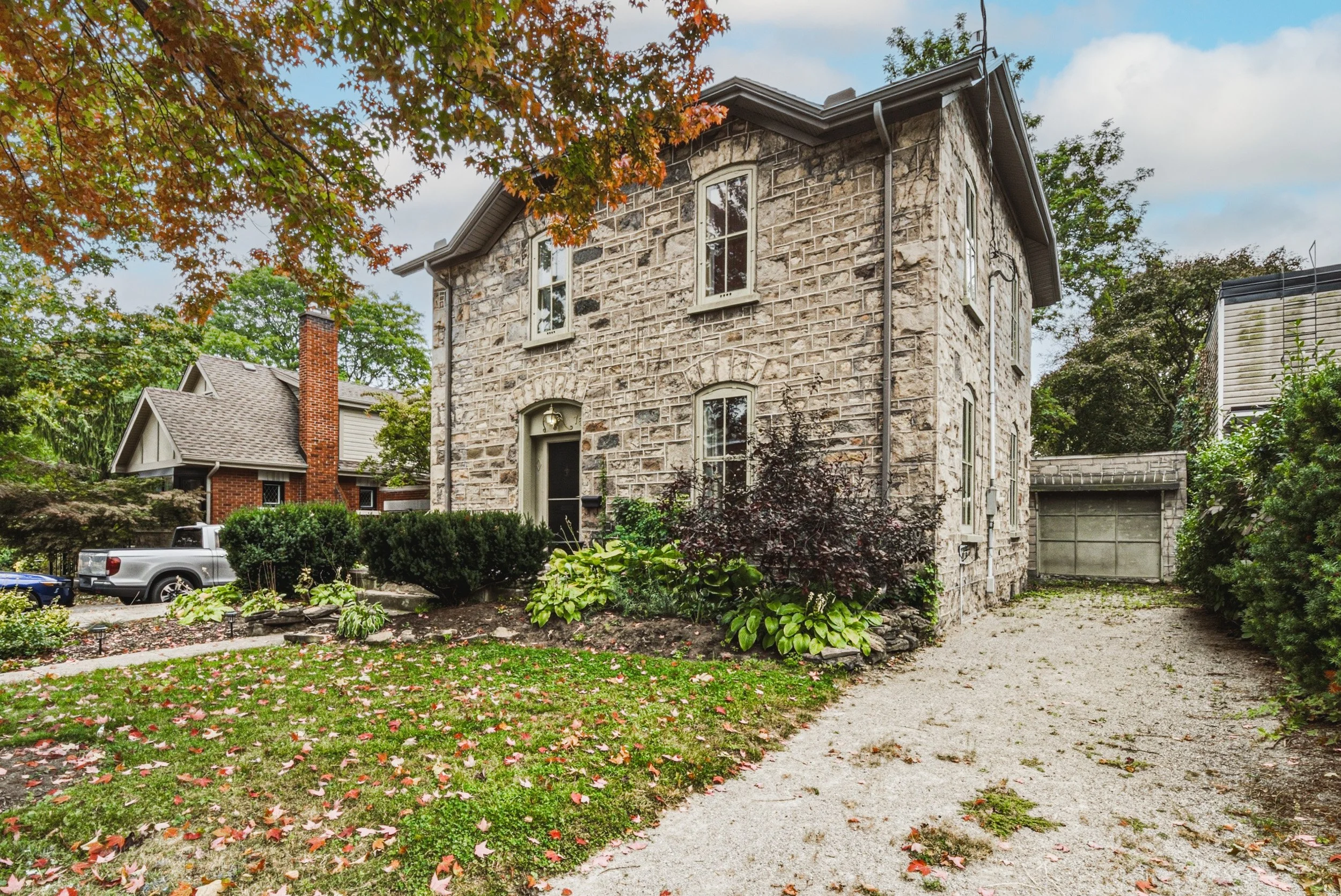 2 - 75 Pollock Ave, Cambridge.jpg