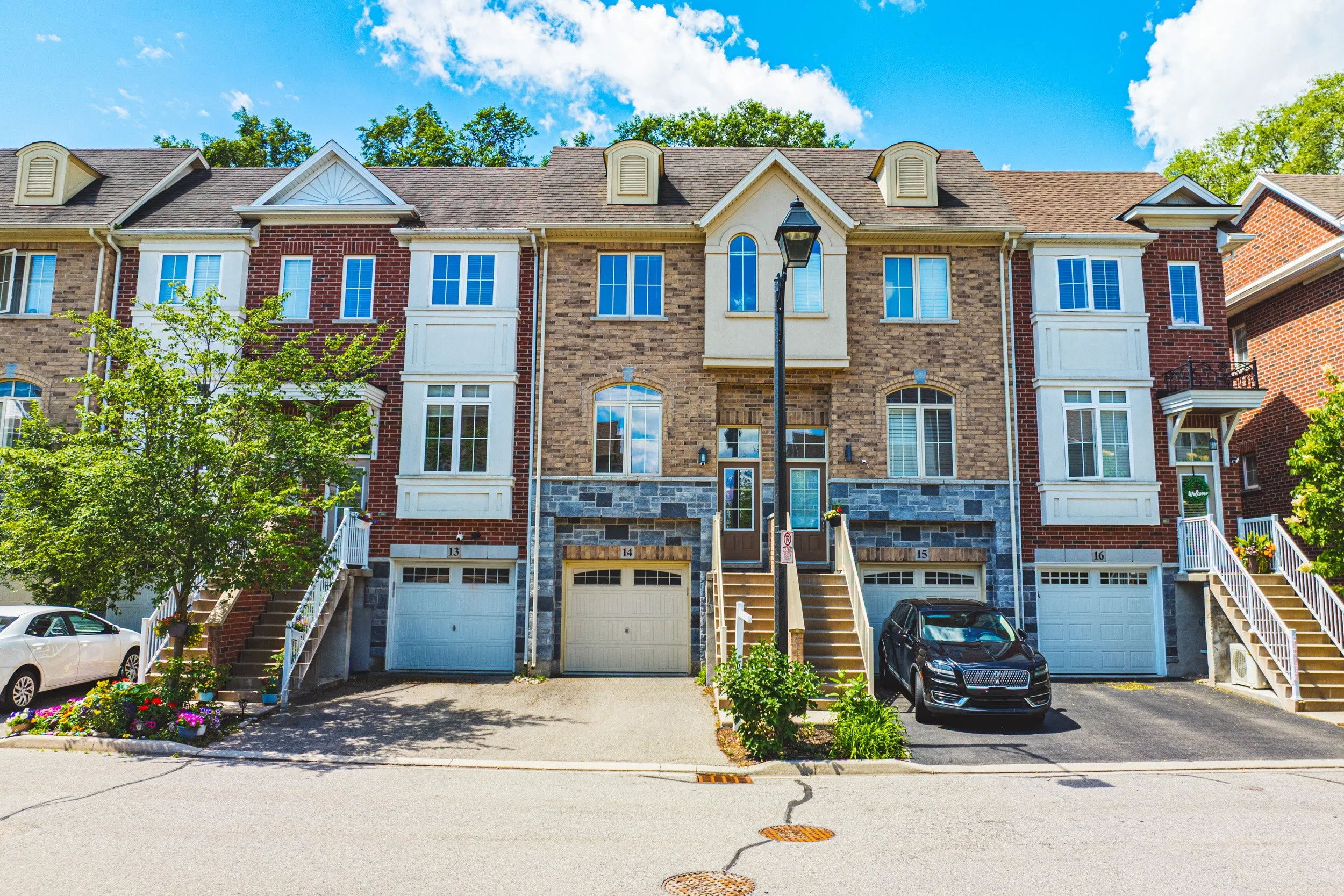 4 - 14-18 Plains Rd W, Burlington.jpg