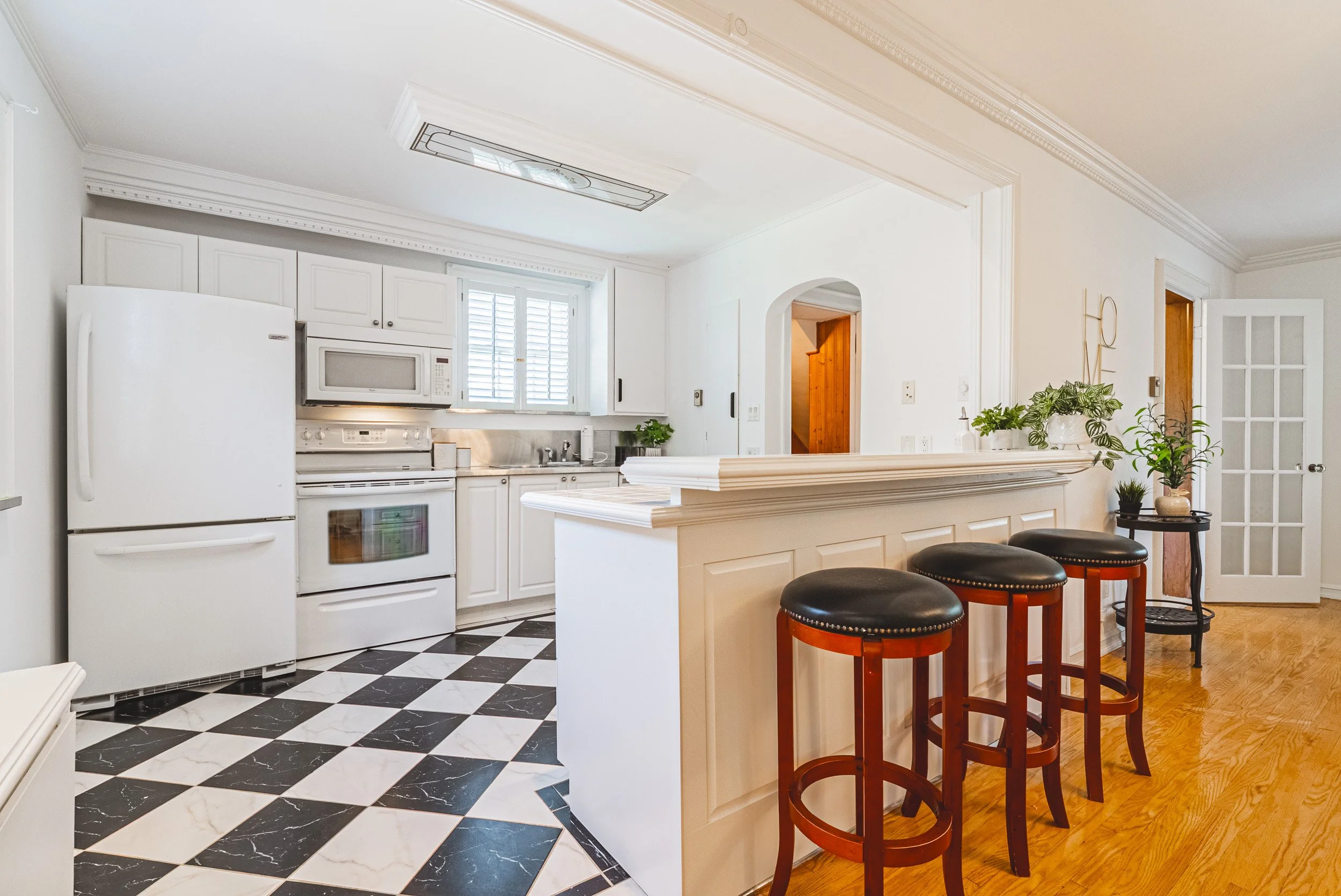 8 - 5039 Valley Way, Niagara Falls.jpg
