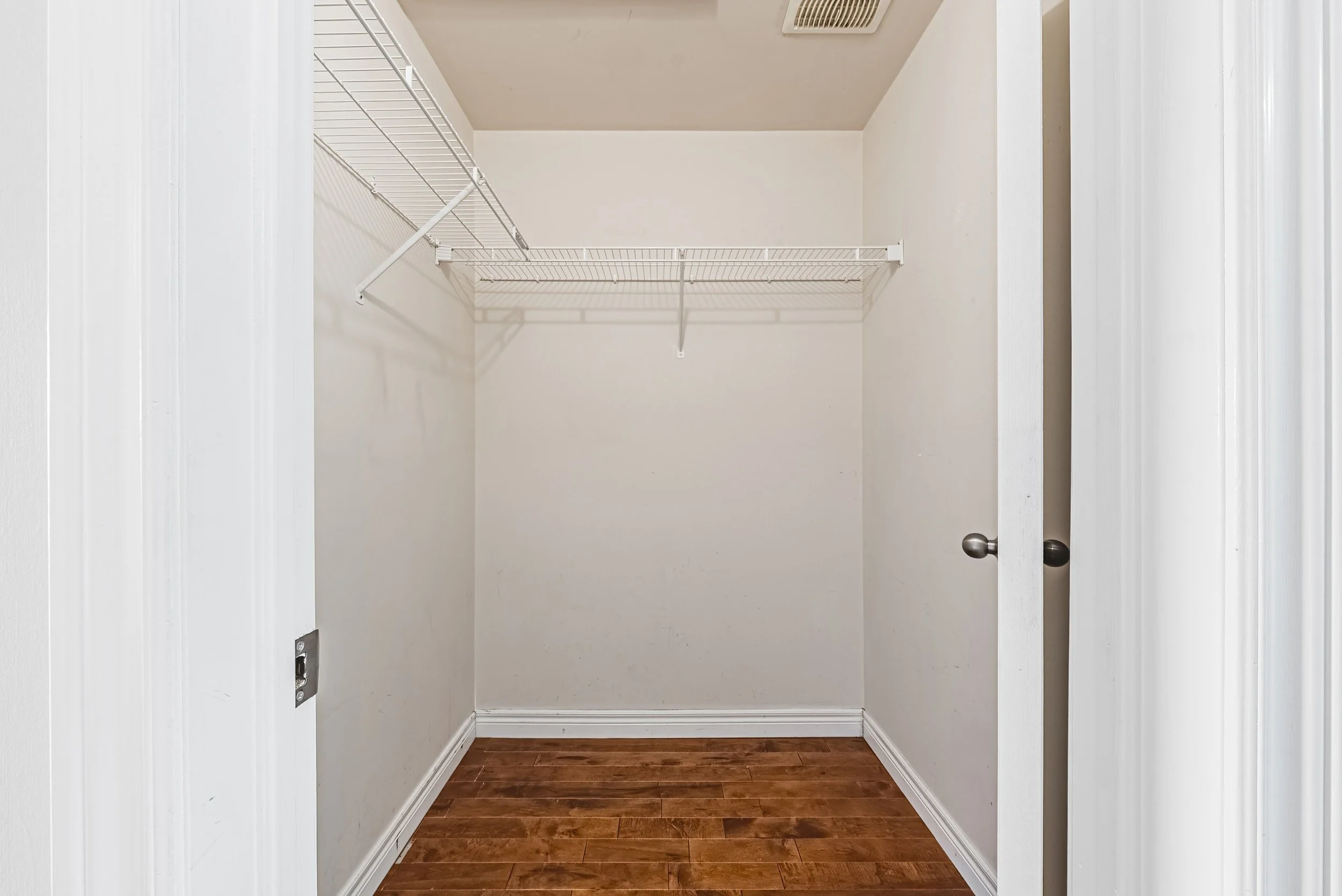 17 - 2 Harbour Dr #14, Stoney Creek.jpg