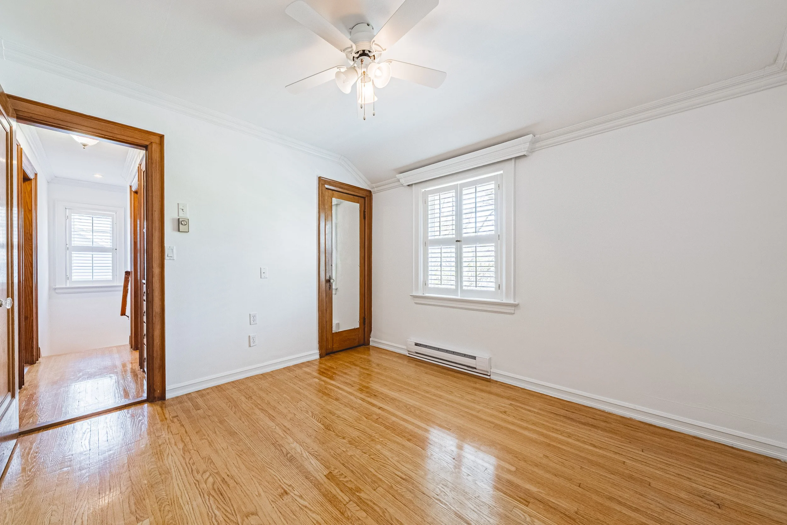 19 - 5039 Valley Way, Niagara Falls.jpg