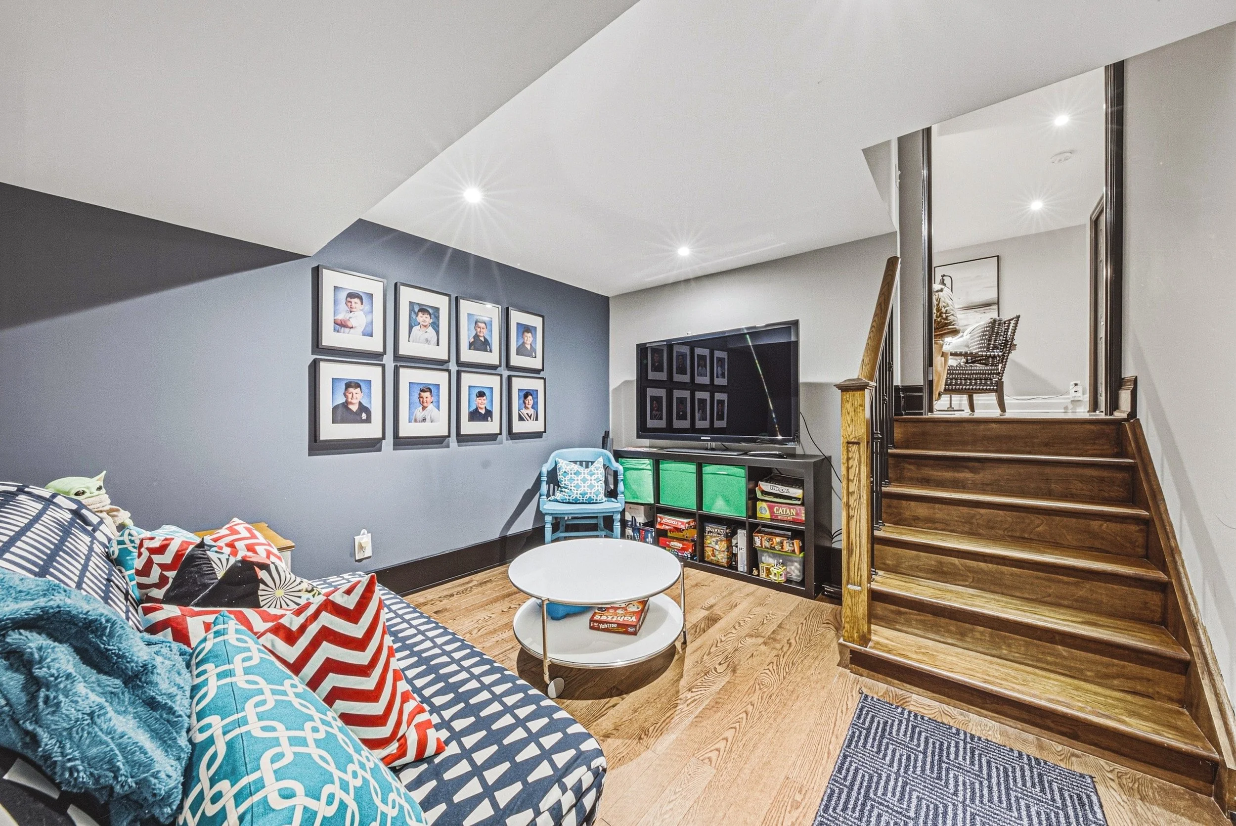 33 - 581 Holly Hill Cres, Burlington.jpg