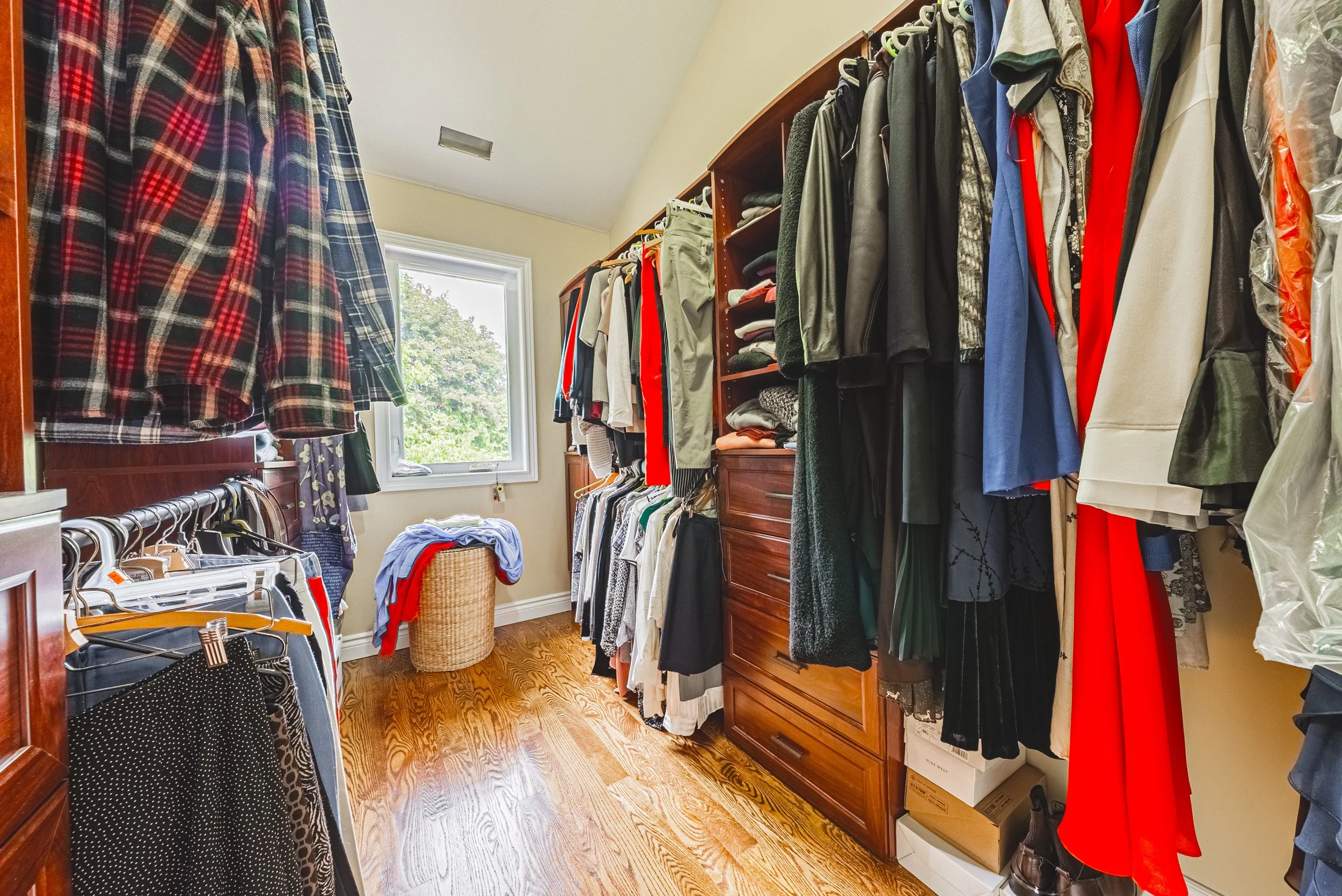 31 - 471 The Kingsway, Etobicoke.jpg