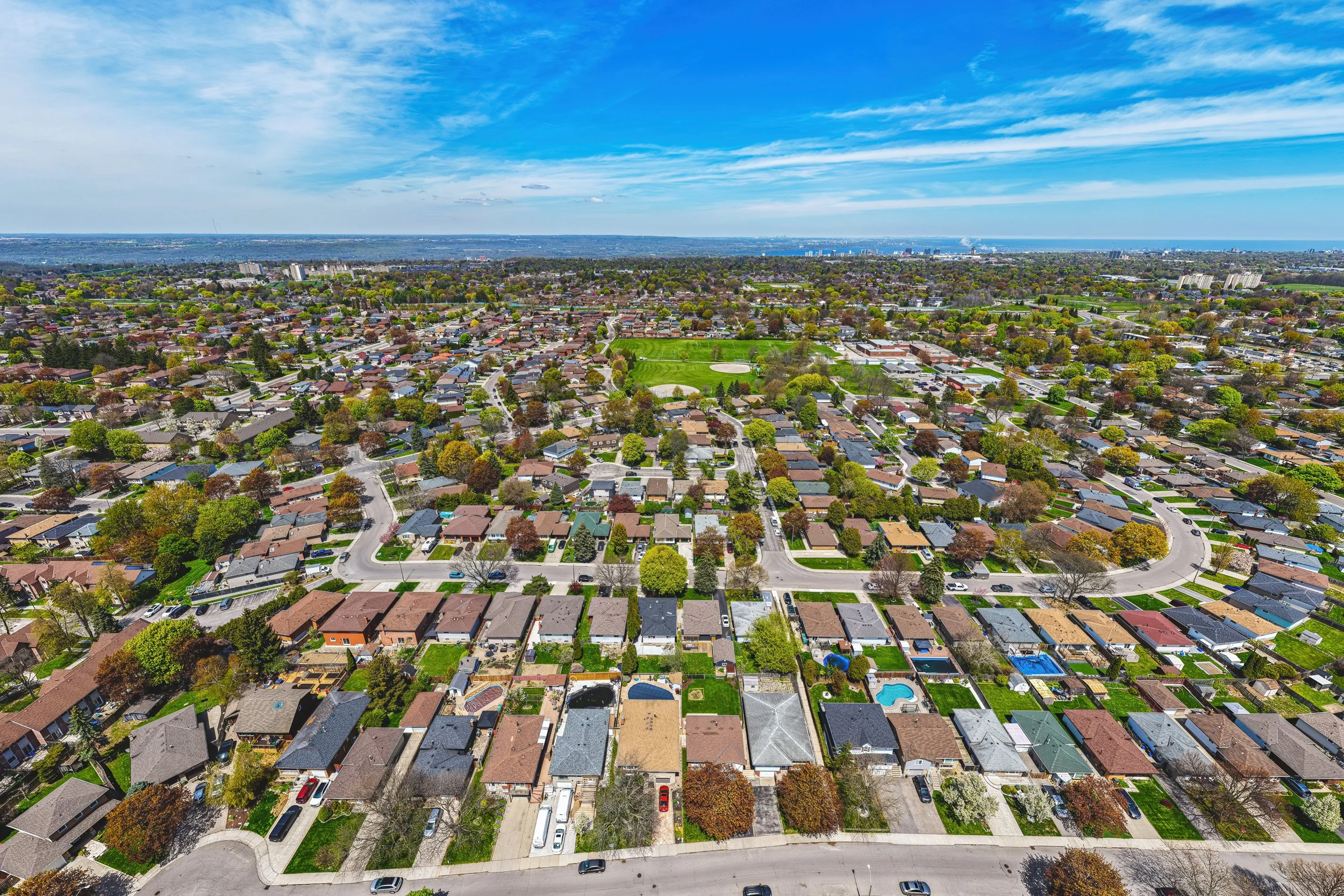44 - 104 Gardiner Dr, Hamilton.jpg