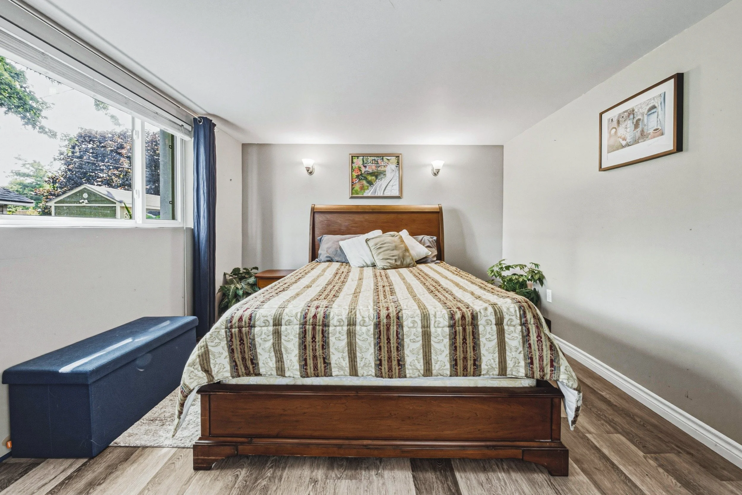25 - 1821 Biscayne Dr, Cambridge.jpg