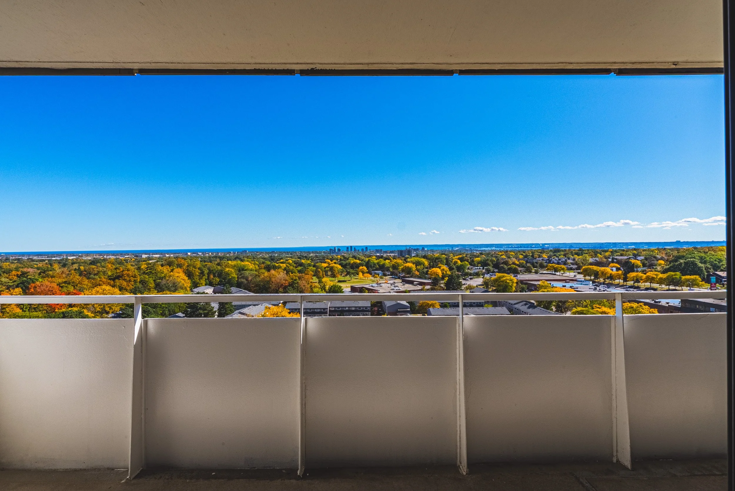 28 - 2055 Upper Middle Rd #1105, Burlington.jpg
