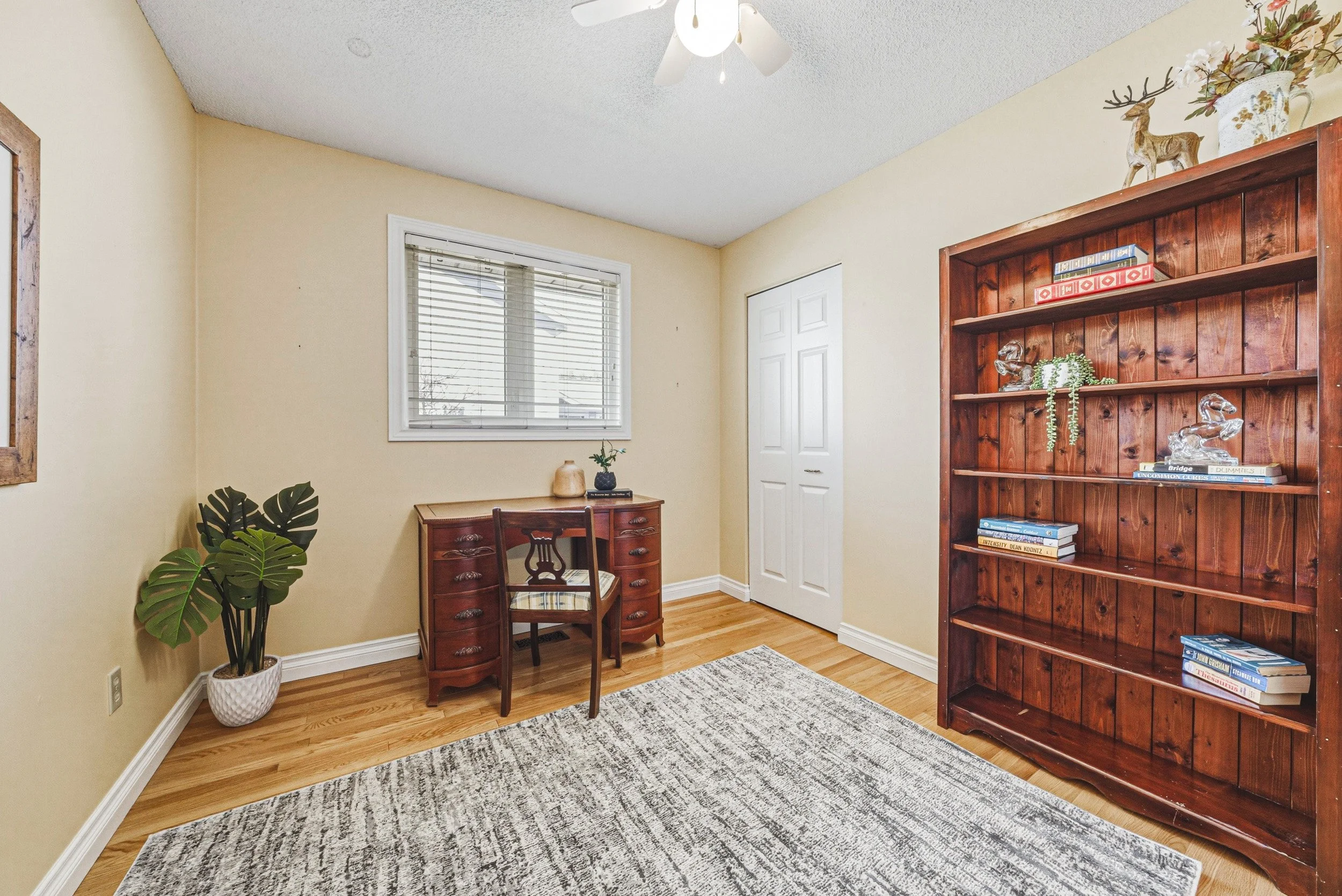 24 - 48 Tanager Dr, Guelph.jpg