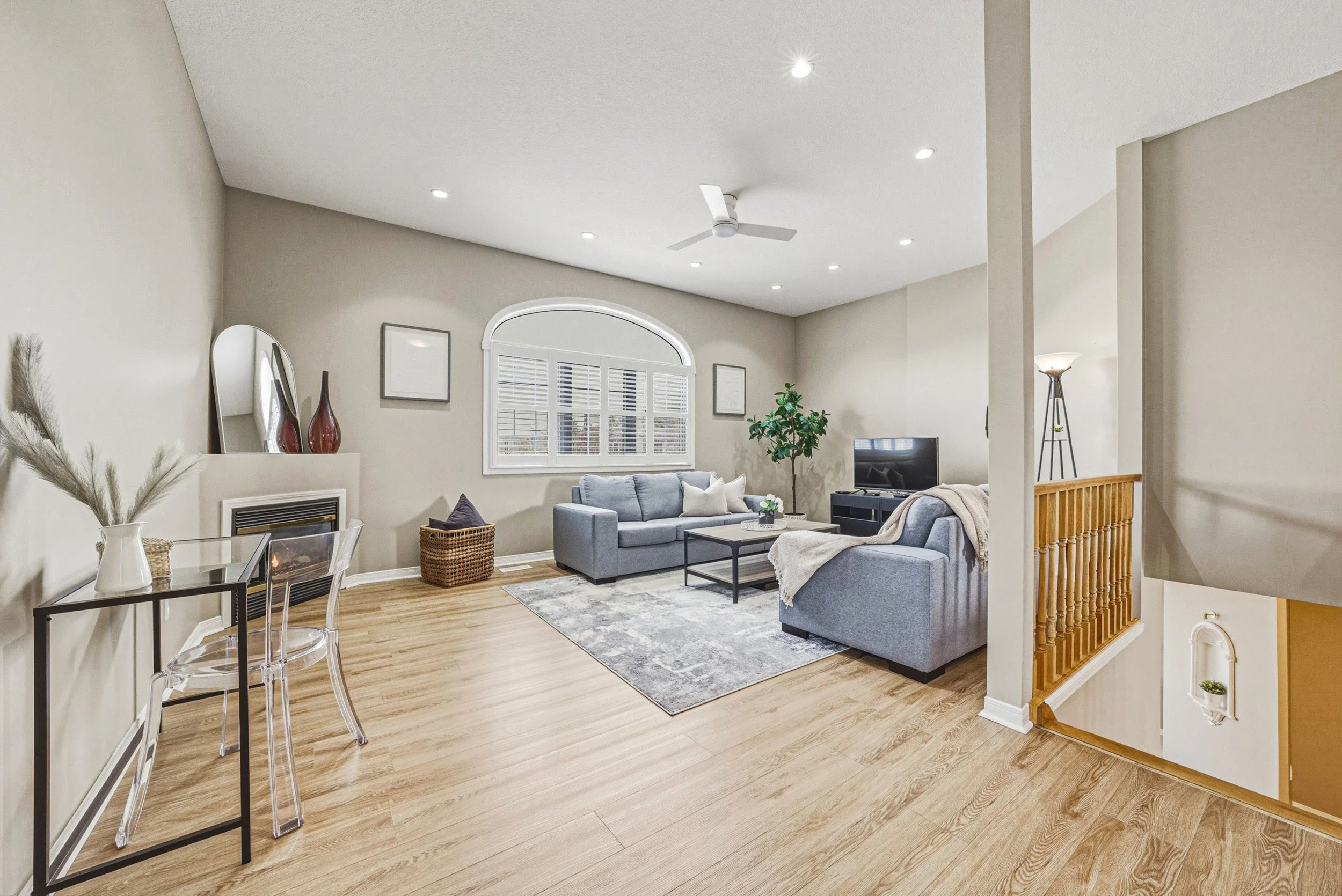 19 - 228 Holbeach Cres, Waterloo.jpg