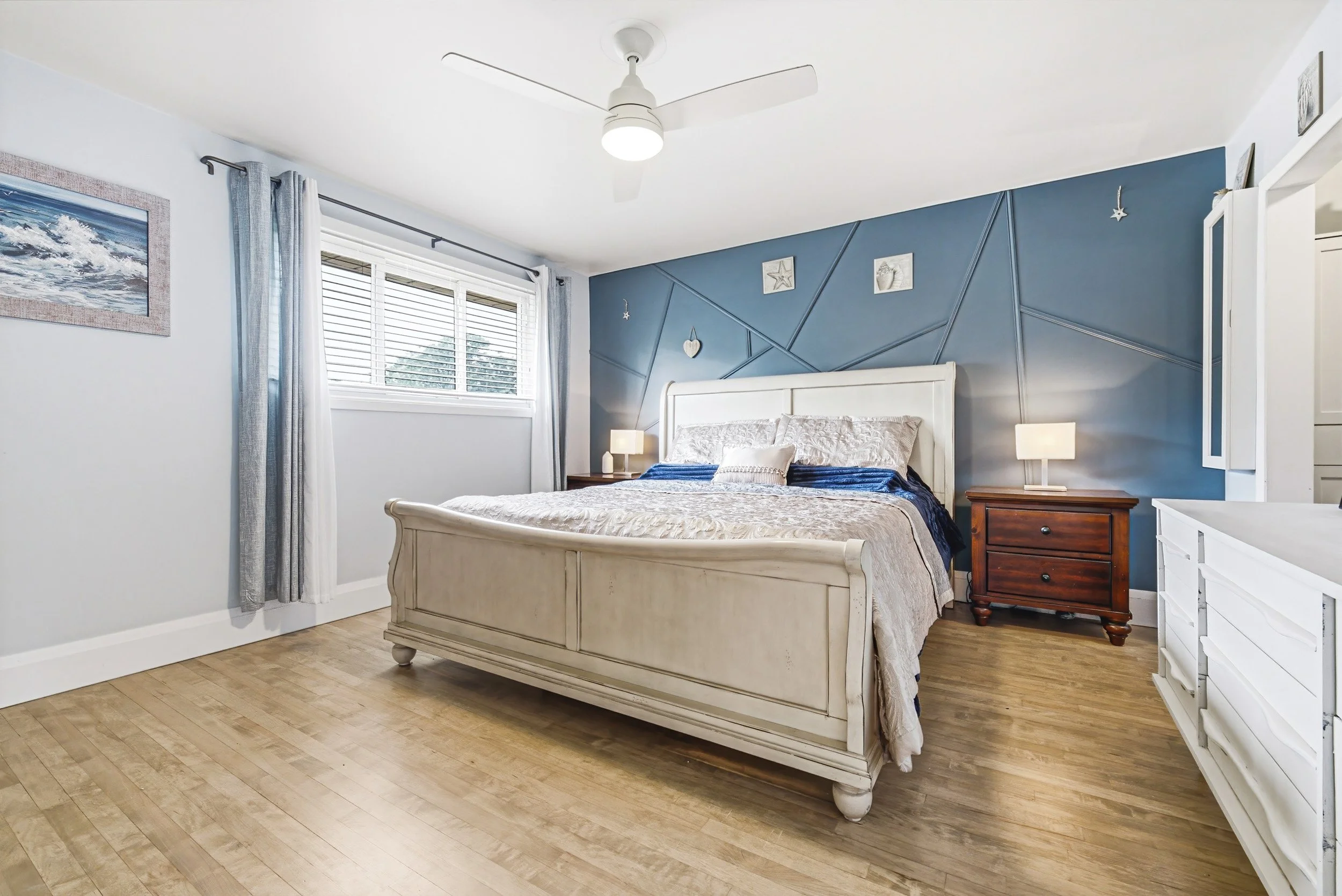20 - 364 Fennell Ave W, Hamilton.jpg