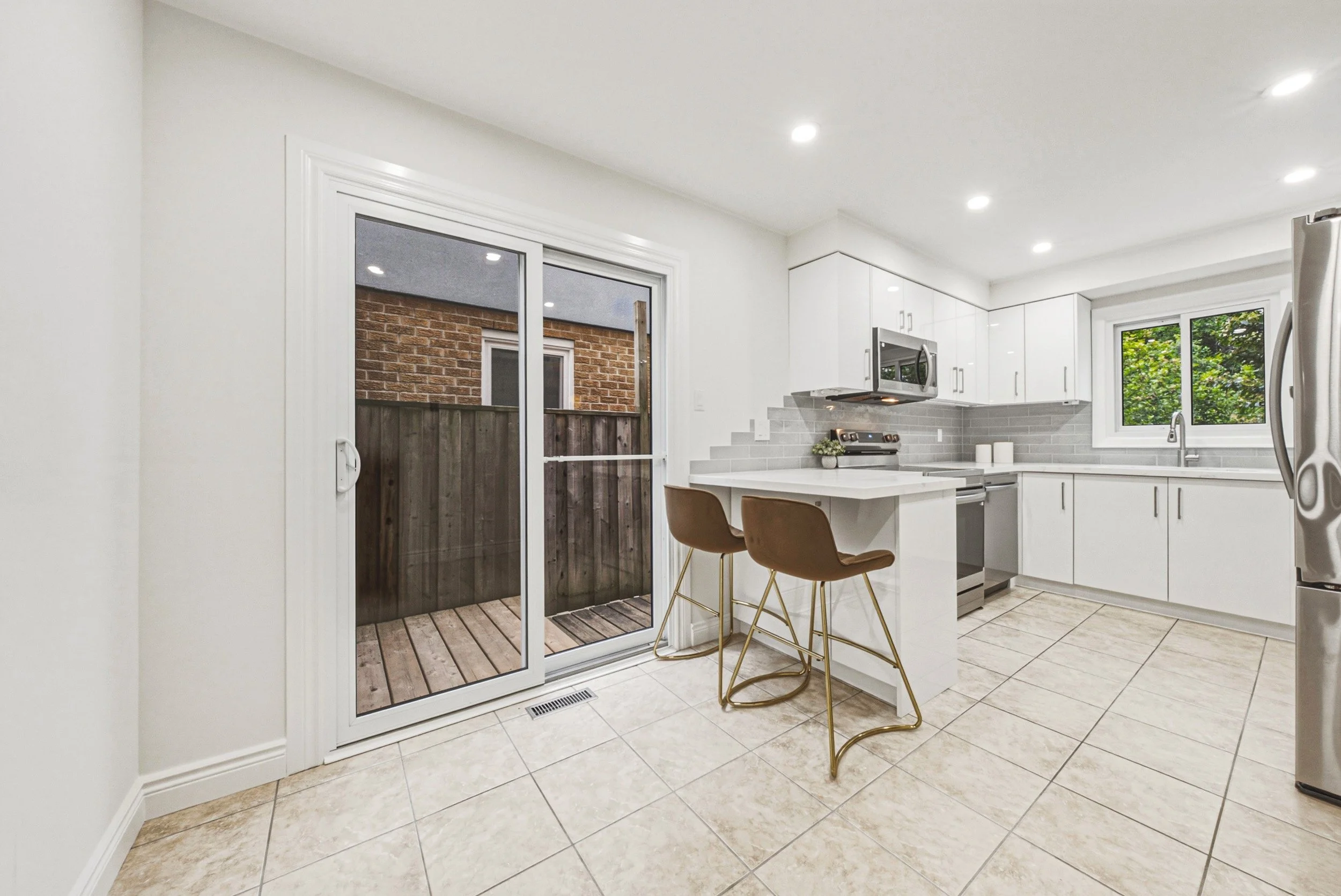 14 - 2188 Margot St, Oakville.jpg