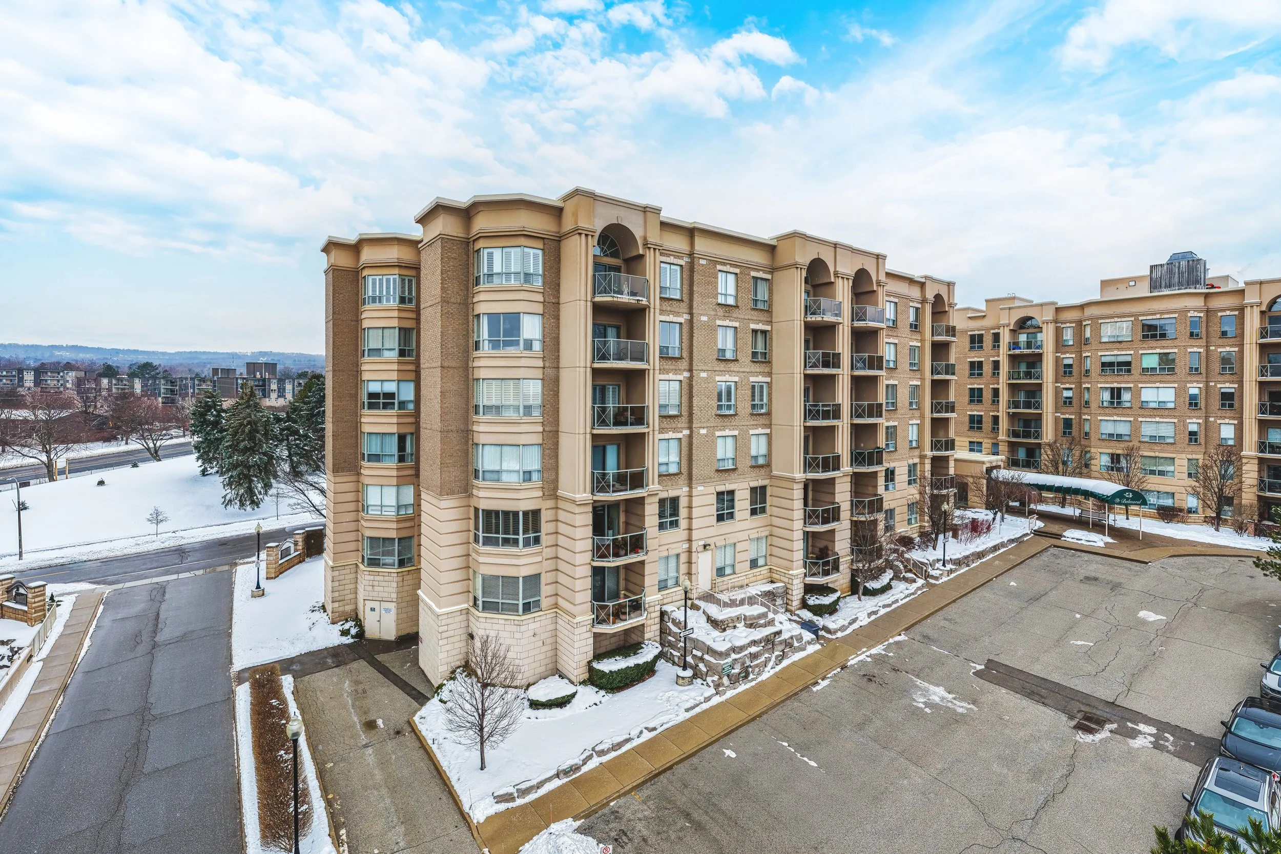5 - 2075 Amherst Heights Dr #103, Burlington.jpg