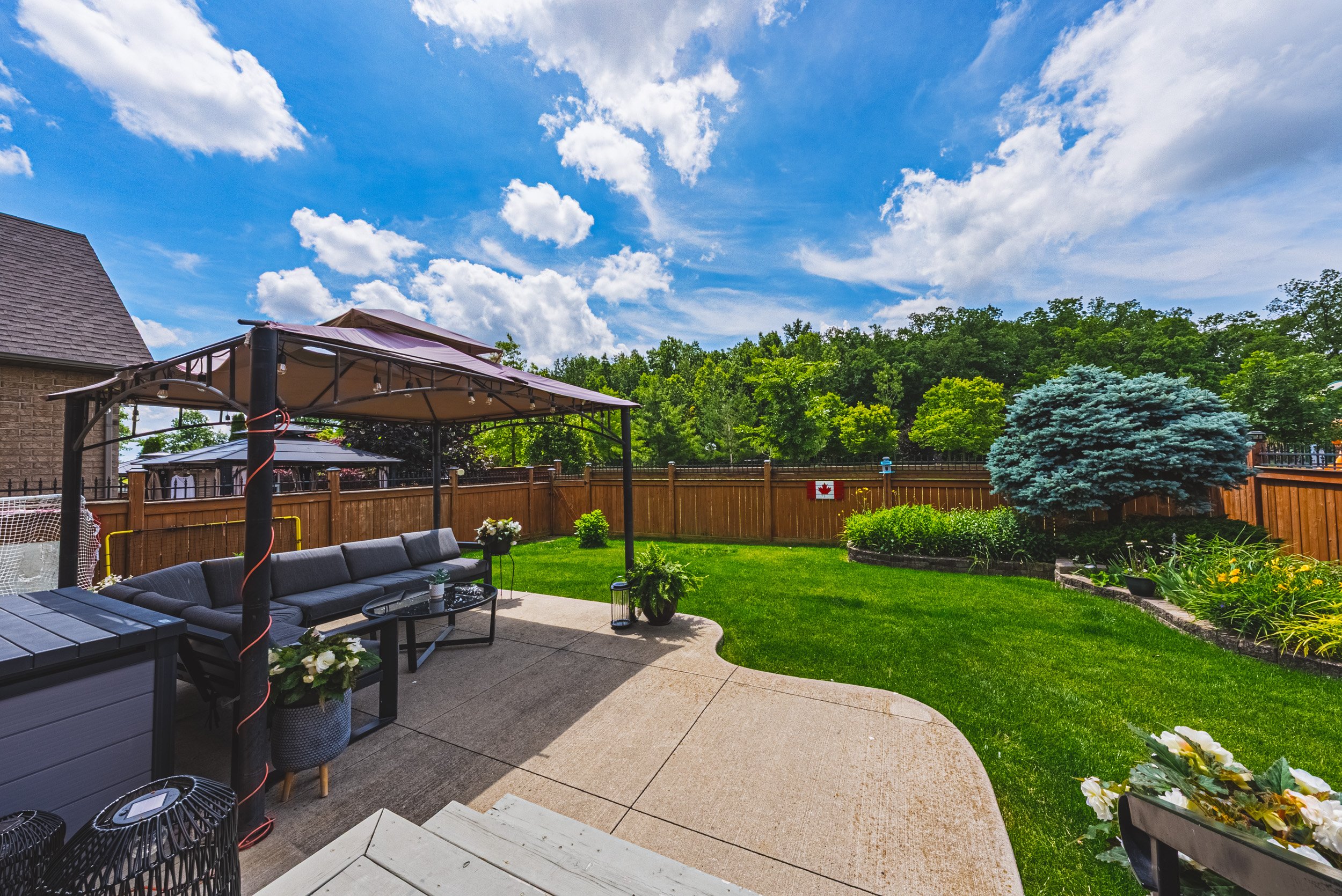 38 - 20 Degrow Cres, Binbrook.jpg